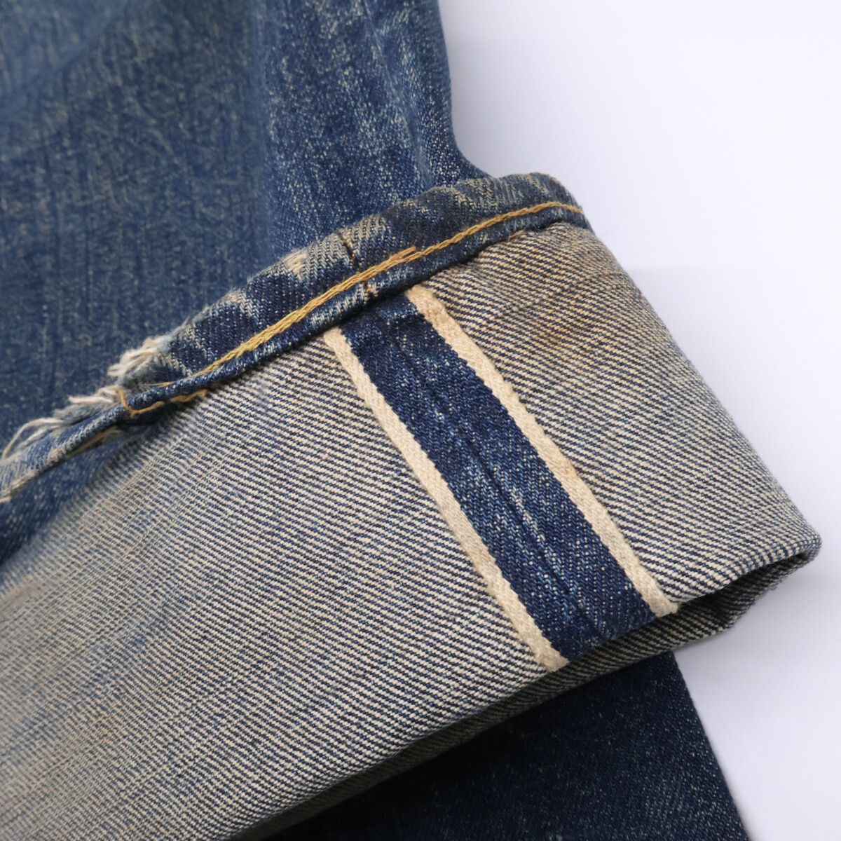 Other Other Levi’s Cotton Denim Pants Textile Jeans DUTY FREE for USA Size ONE SIZE - 13 Thumbnail