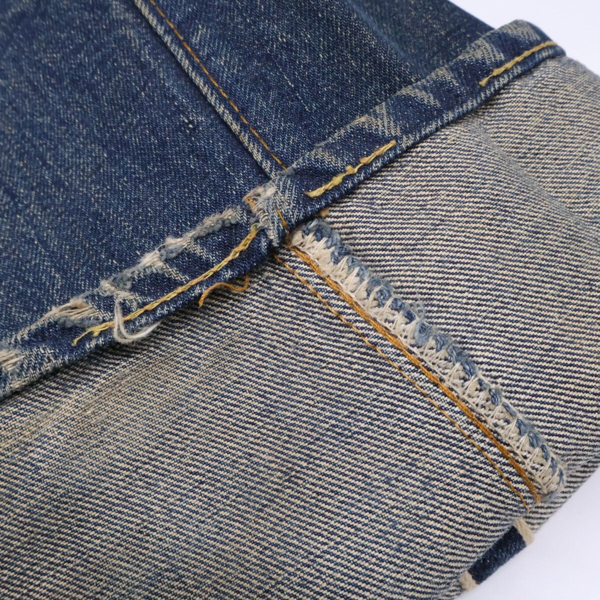 Other Other Levi’s Cotton Denim Pants Textile Jeans DUTY FREE for USA Size ONE SIZE - 14 Thumbnail