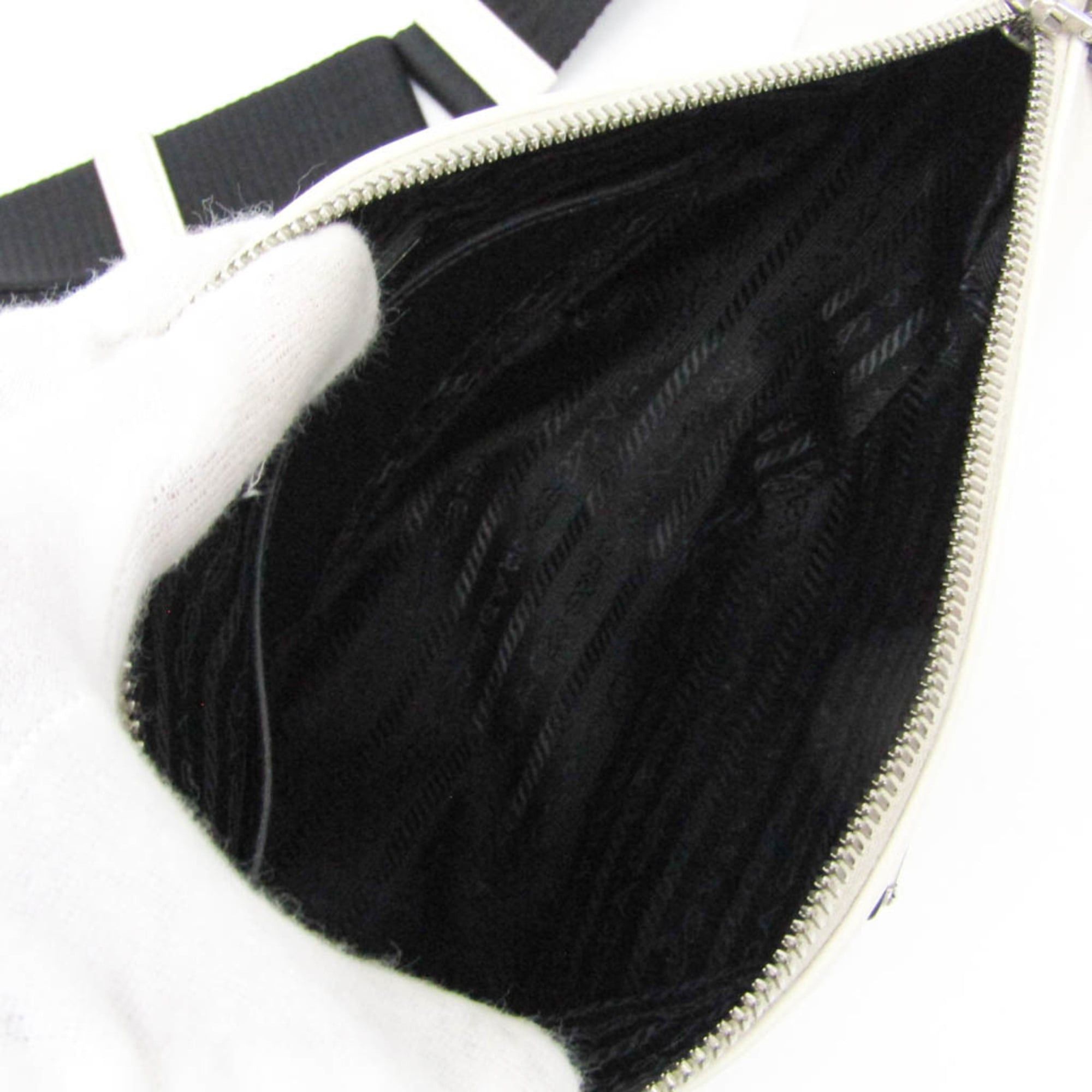 Prada Prada Triangle Shoulder Bag 2VH155 Men,Women Leather Shoulder Bag White Size ONE SIZE - 3 Thumbnail