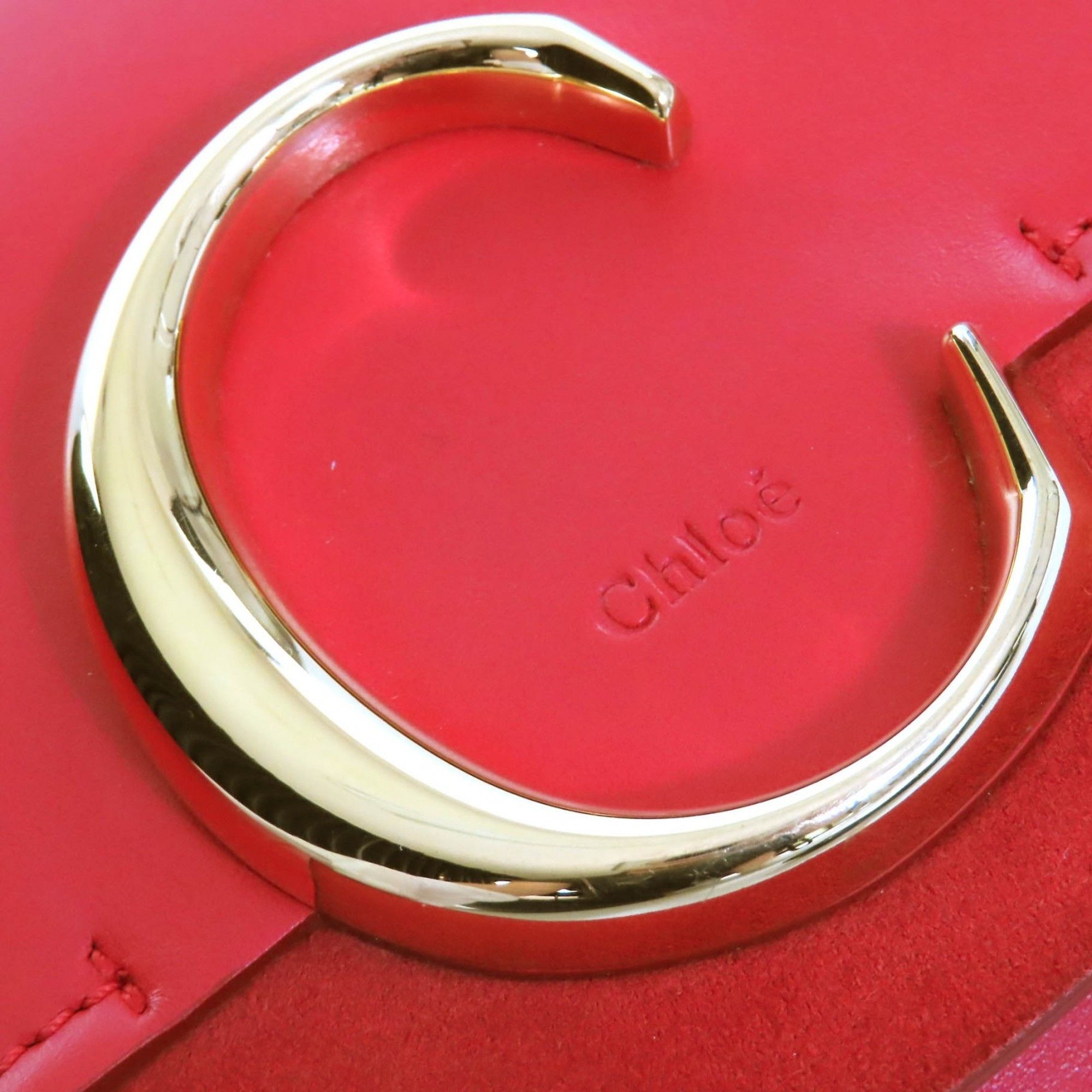 Chloe Chloé Chloe CHC19SS192A37640 C logo suede leather and chain shoulder bag in red with gold hardware. Includes dust bag. Made Italy. Size ONE SIZE - 10 Thumbnail