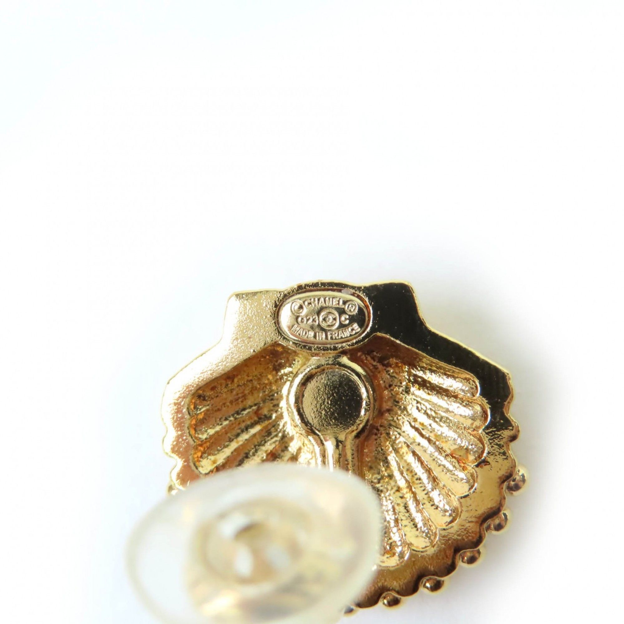 Chanel CHANEL G23C Coco Mark Rhinestone Shell Design Earrings, Gold, with Box, Made in France, Women's Size ONE SIZE - 8 Thumbnail