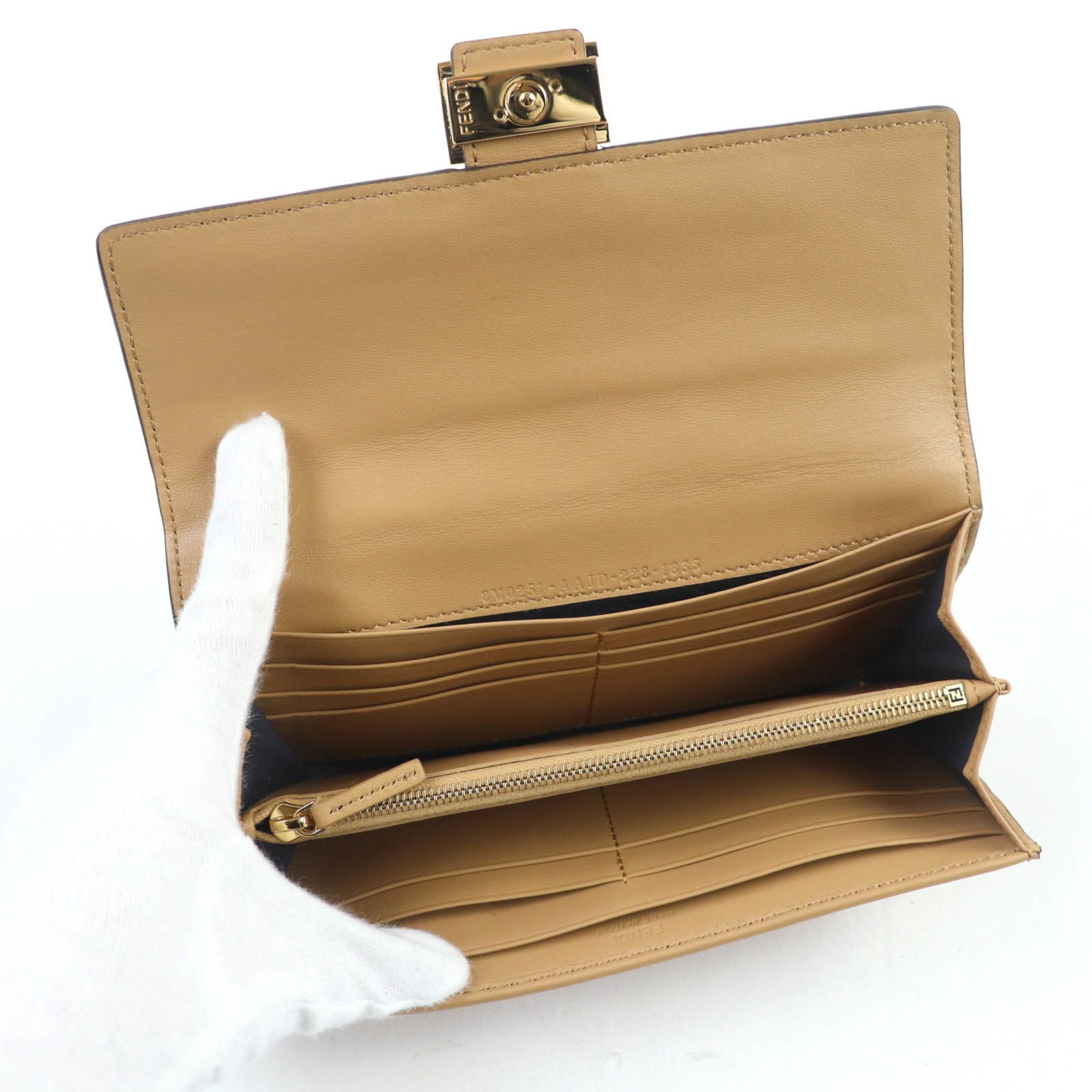 Fendi FENDI 8M0251 Baguette Continental Nappa Leather Long Wallet with 3D FF Logo and Hardware, Women's, Box Dust Bag Included Size ONE SIZE - 7 Thumbnail