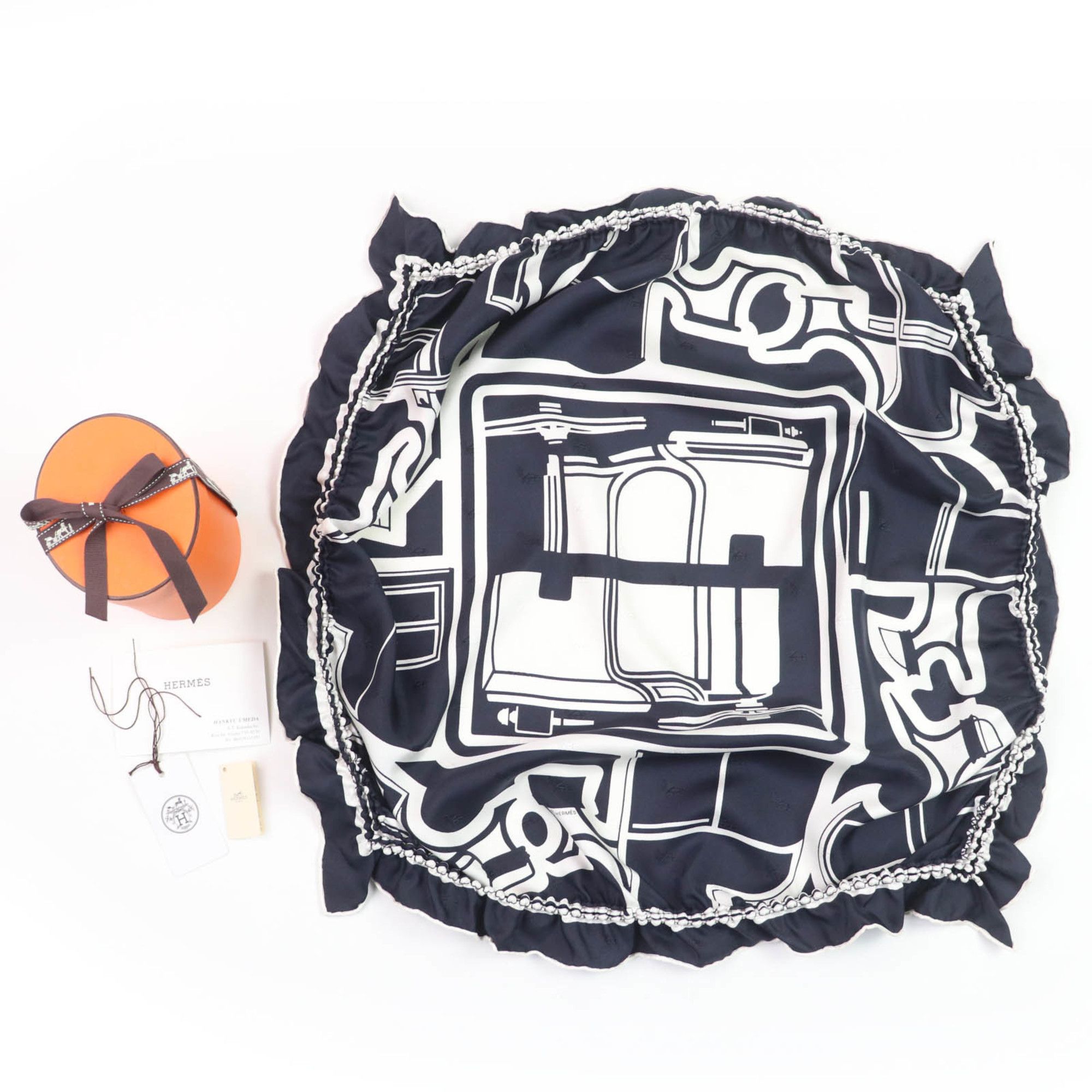 Hermes HERMES Coupe Tatouage 100% Silk Scarf with Full Design, Navy, Women's, Box Included Size ONE SIZE - 2 Thumbnail