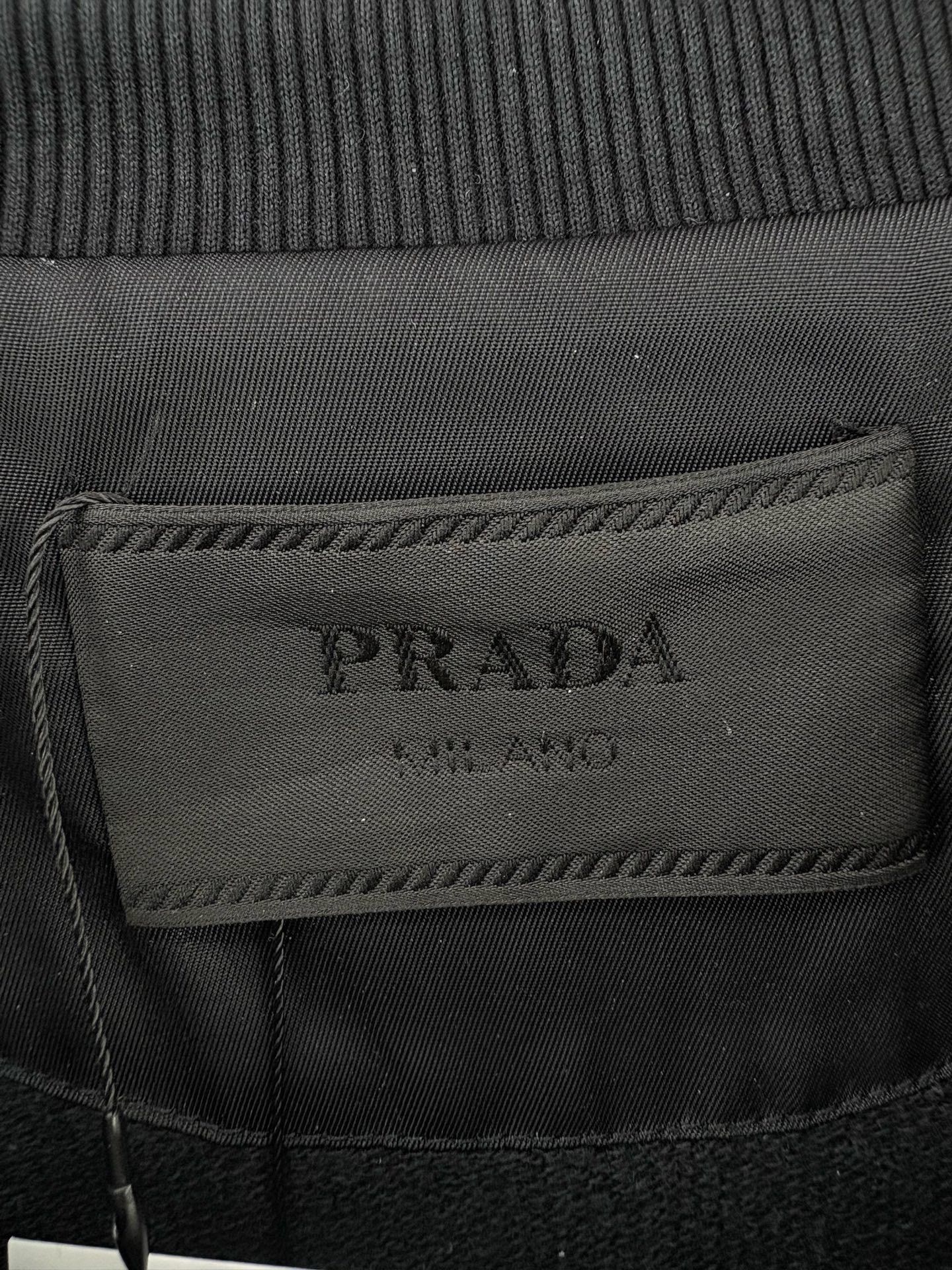 Prada Prada Debossed Triangle Logo T-Shirt Size L Size US L / EU 52-54 / 3 - 4 Thumbnail