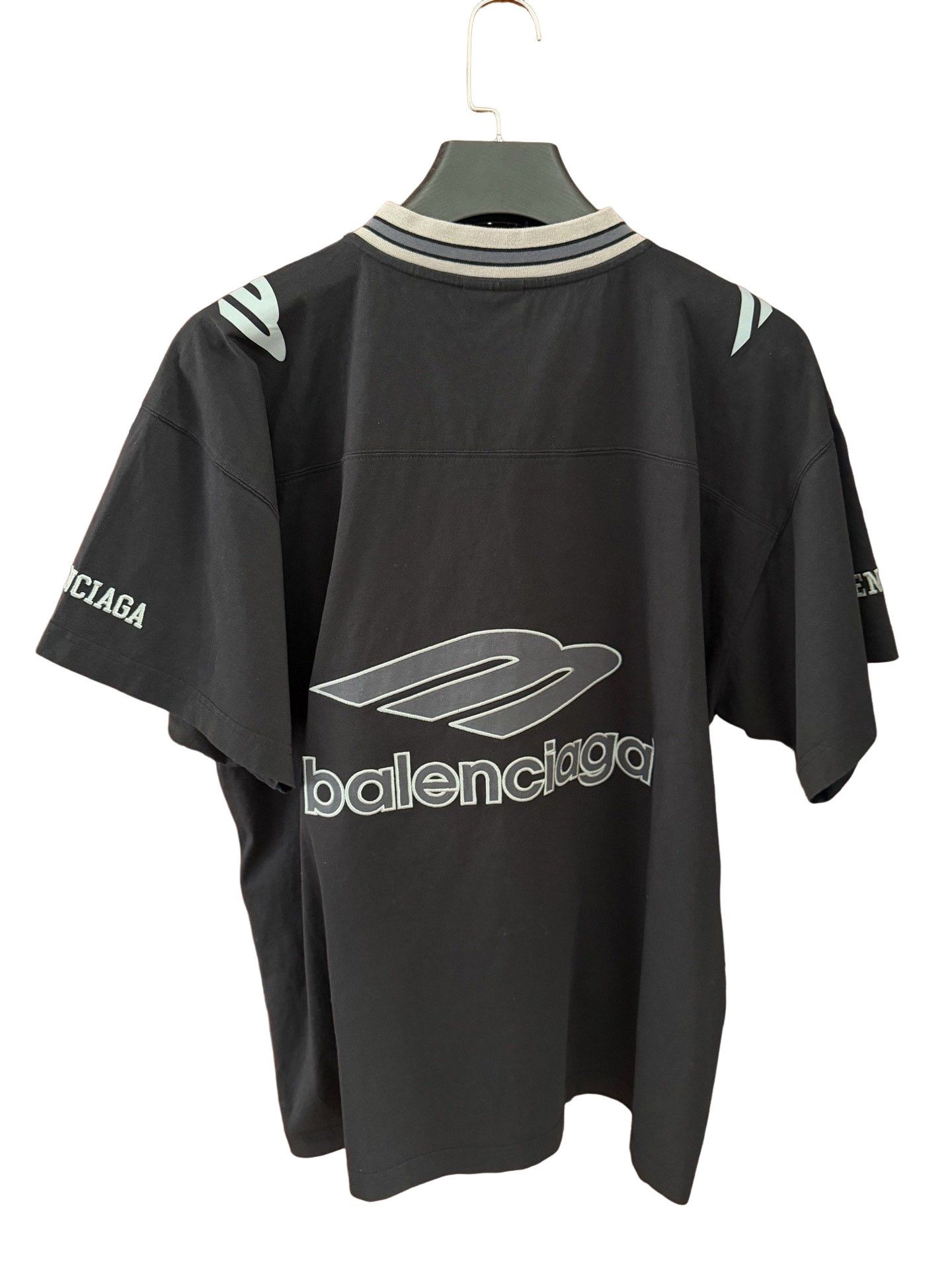 Balenciaga Balenciaga Logo Graphic Sport T-Shirt US S Size US S / EU 44-46 / 1 - 2 Thumbnail