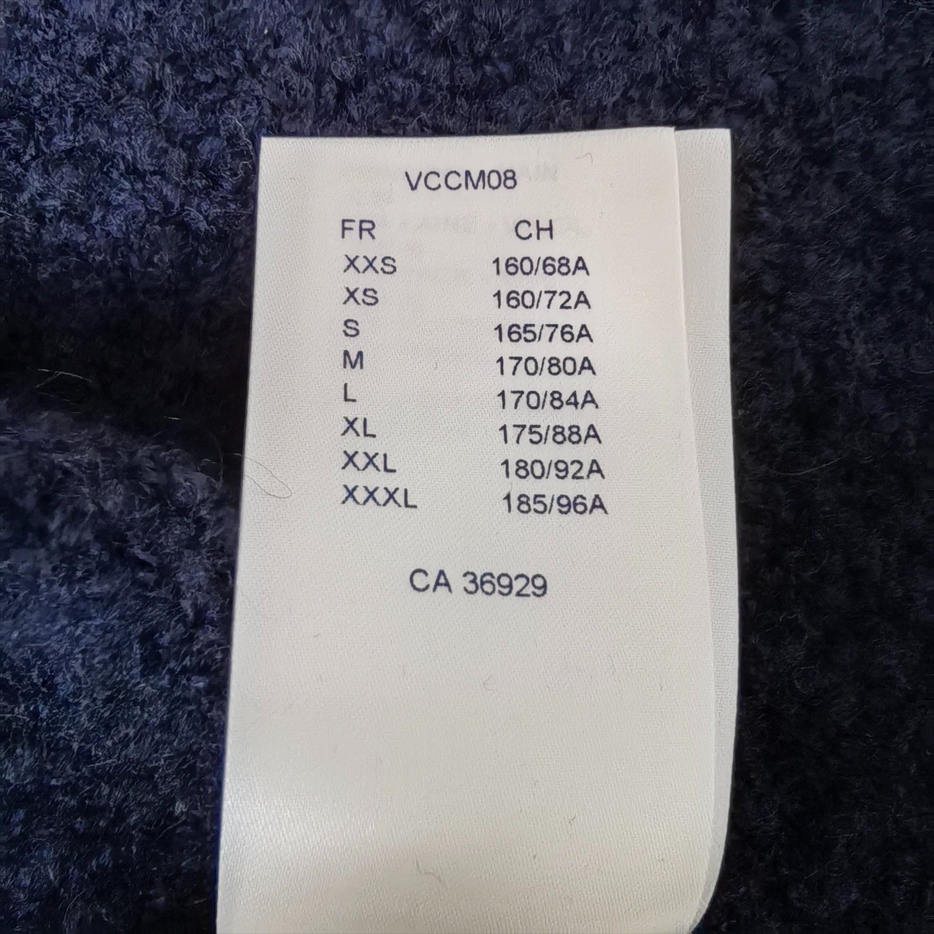 Louis Vuitton Louis Vuitton LV Logo Boucl¨¦ Knit Sweater XXL Size US XXL / EU 58 / 5 - 7 Thumbnail