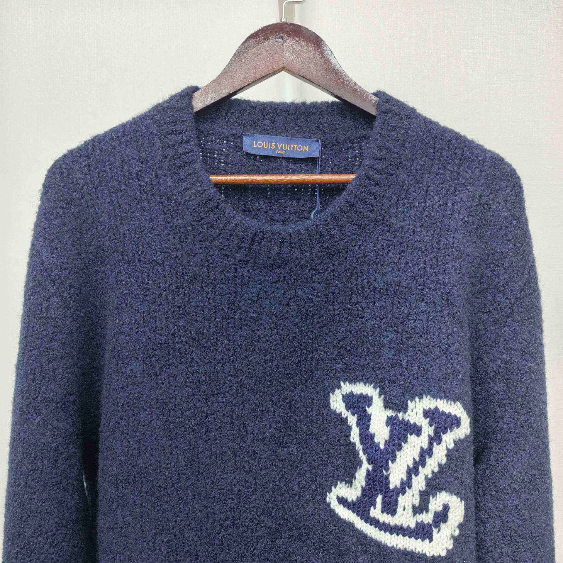 Louis Vuitton Louis Vuitton LV Logo Boucl¨¦ Knit Sweater XXL Size US XXL / EU 58 / 5 - 3 Thumbnail