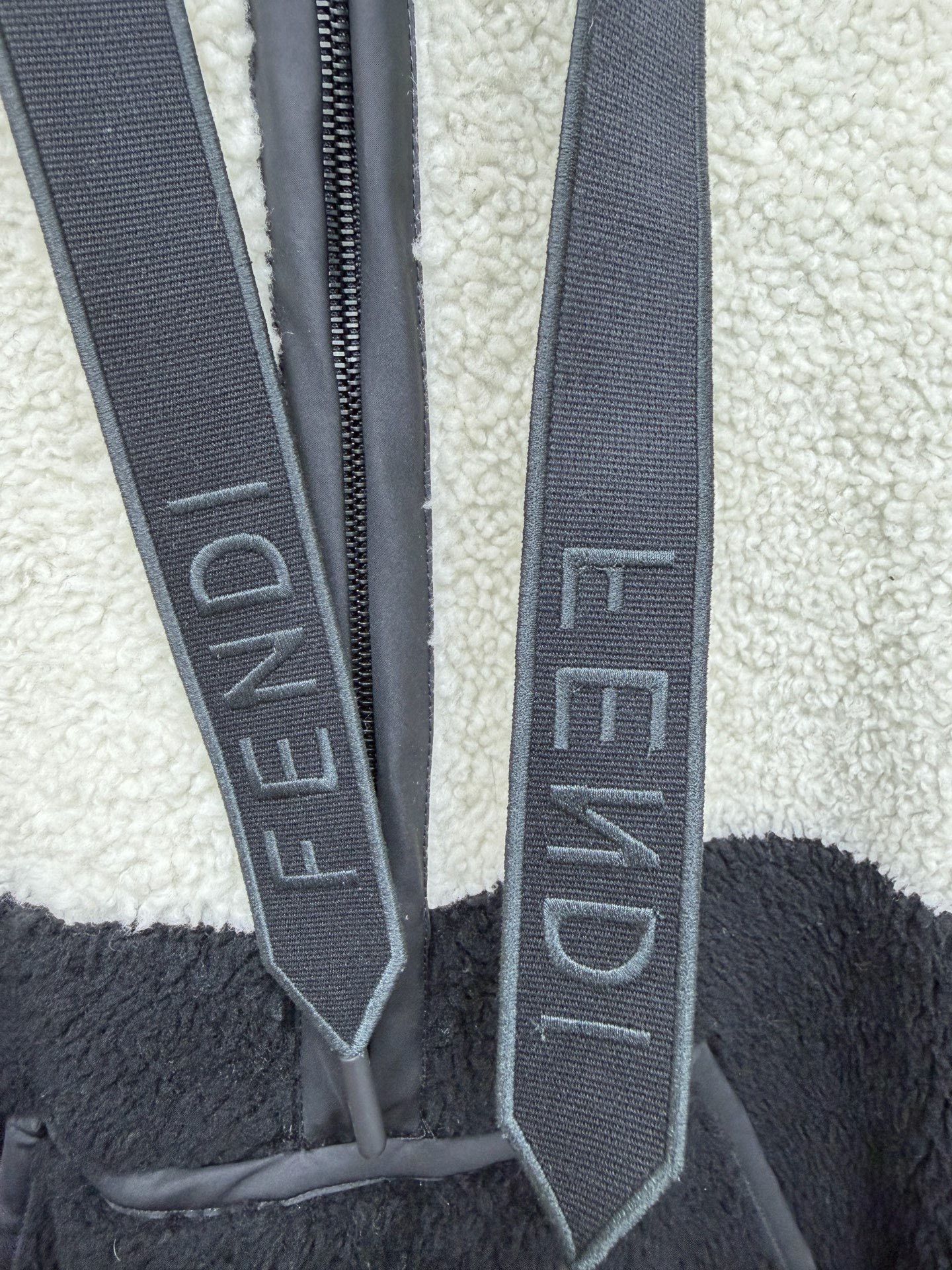 Fendi Fendi Wool Silk Fleece Half-Zip Hoodie Size 52 Size US L / EU 52-54 / 3 - 5 Thumbnail