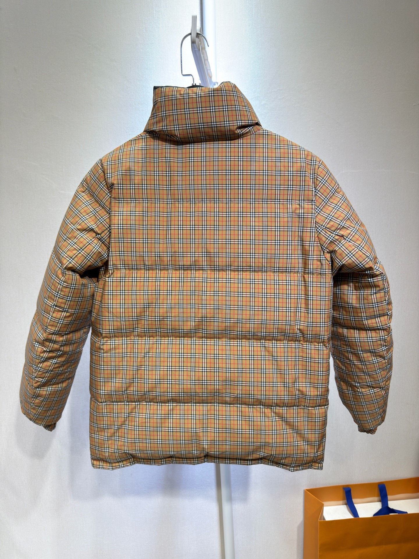 Burberry Burberry Reversible Vintage Check Puffer Jacket XS Size US XS / EU 42 / 0 - 2 Thumbnail