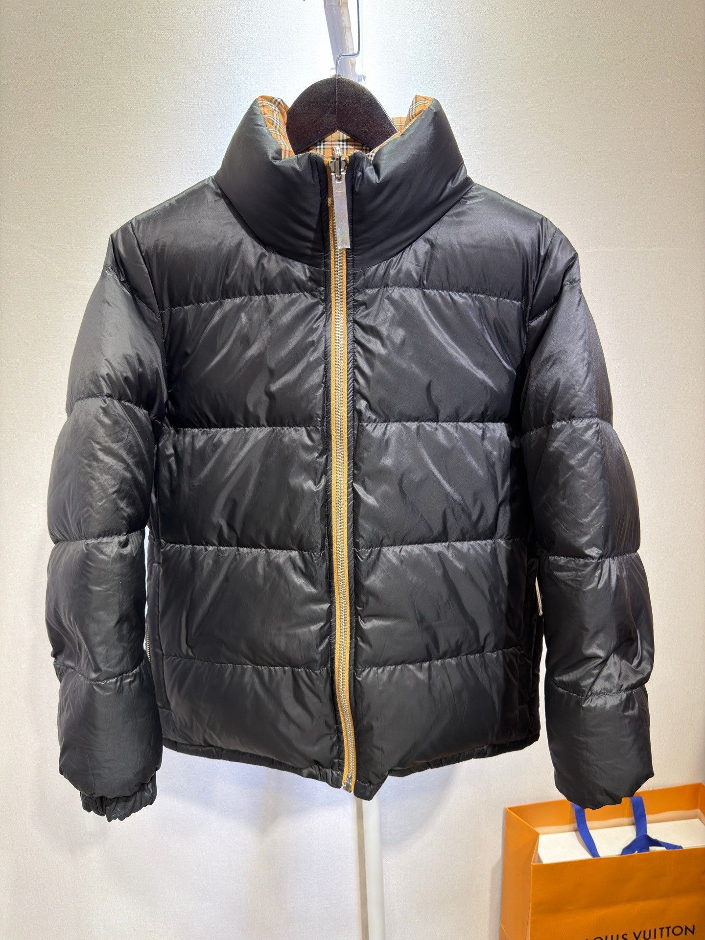 Burberry Burberry Reversible Vintage Check Puffer Jacket XS Size US XS / EU 42 / 0 - 3 Thumbnail