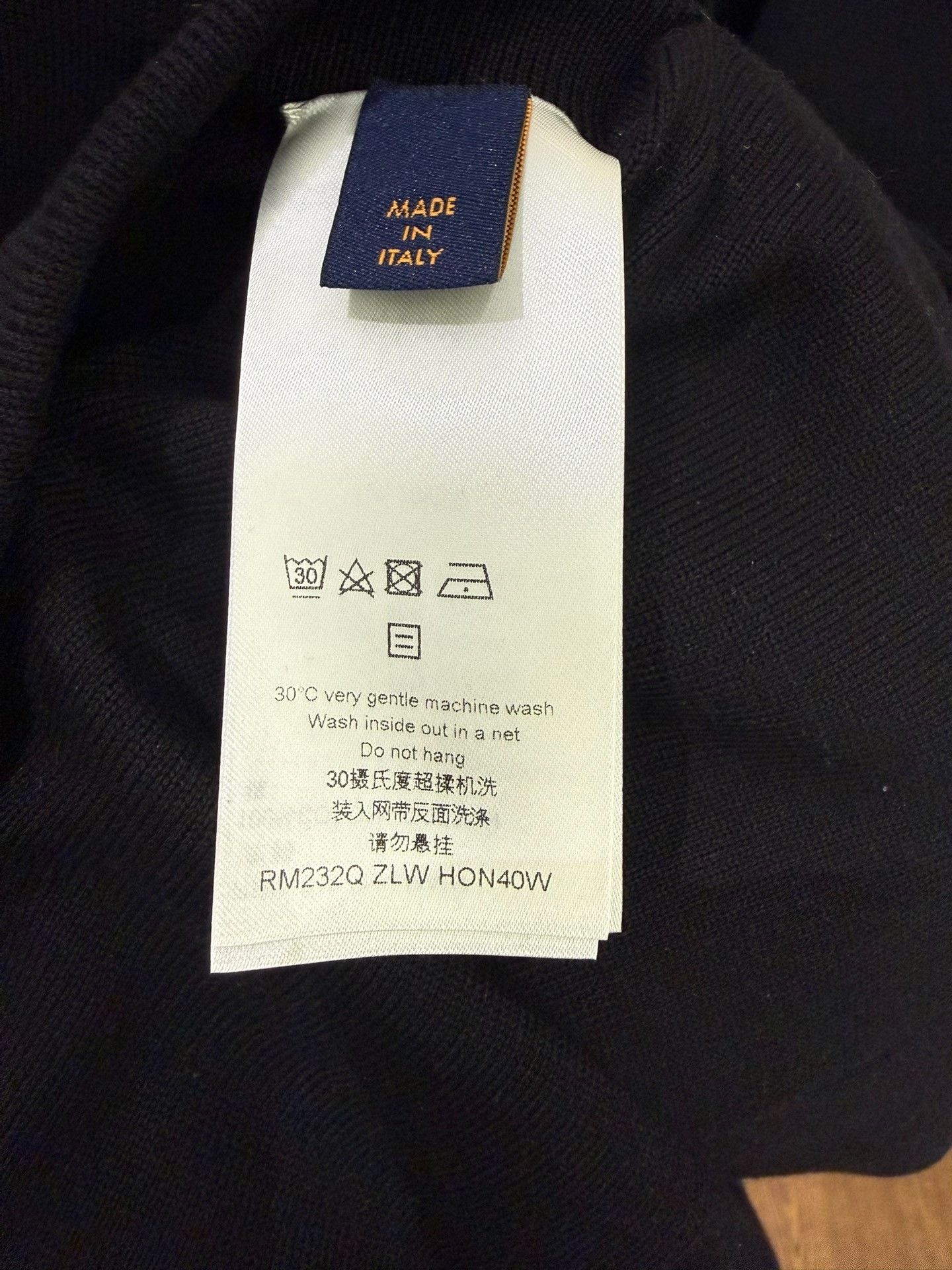 Louis Vuitton Louis Vuitton Reversible Monogram Bomber Jacket Size M Size US M / EU 48-50 / 2 - 7 Thumbnail