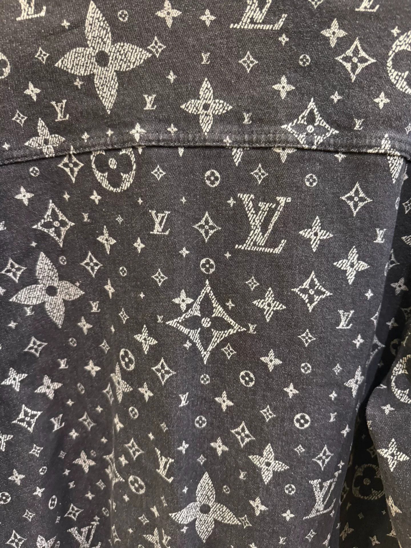 Louis Vuitton Louis Vuitton Monogram Denim Jacket Size 52 Size US L / EU 52-54 / 3 - 3 Thumbnail