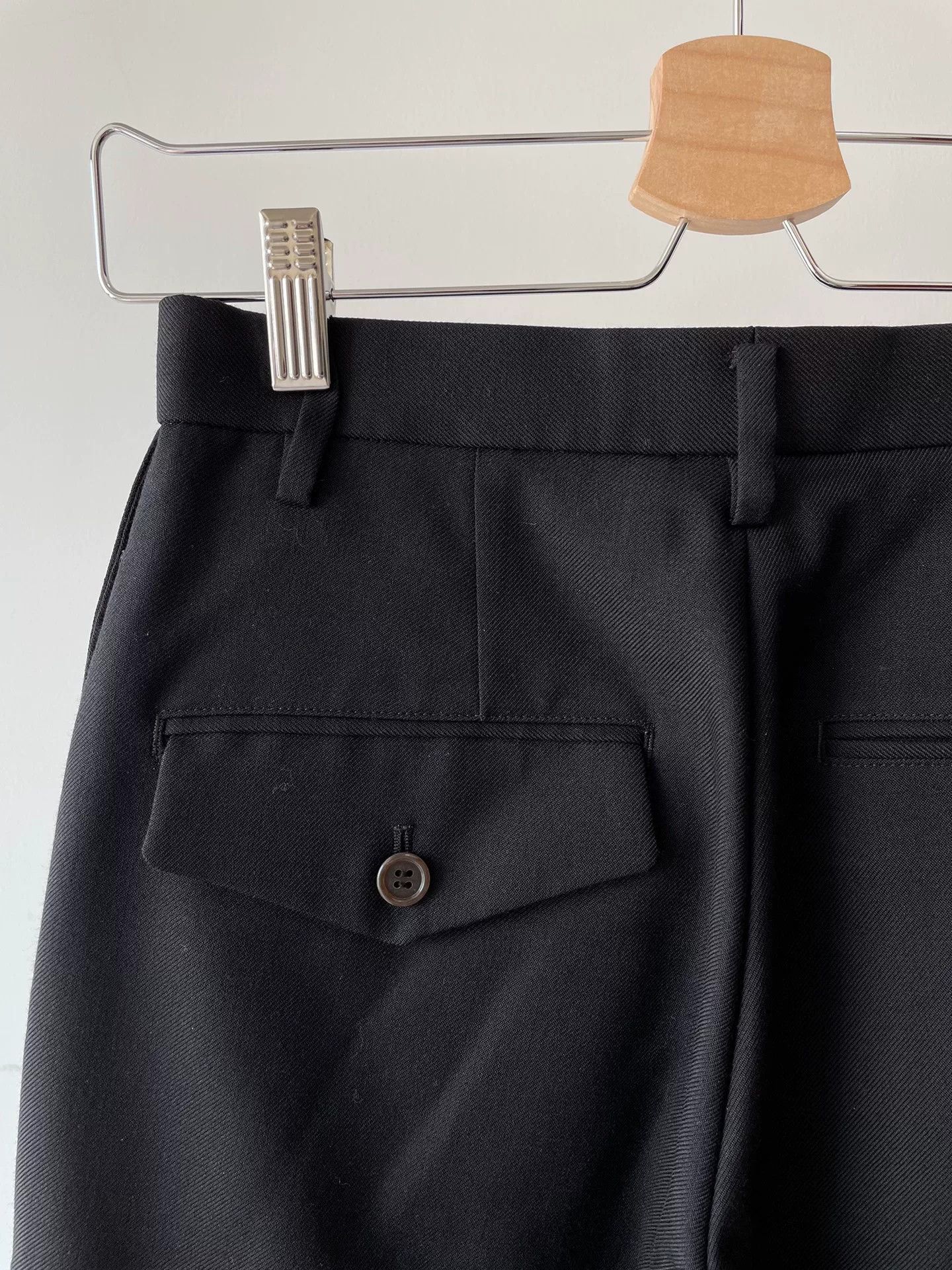 Noir Kei Ninomiya Noir Kei Ninomiya Comme des Garçons Pocket Cropped Pants Size 27" / US 4 / IT 40 - 4 Thumbnail