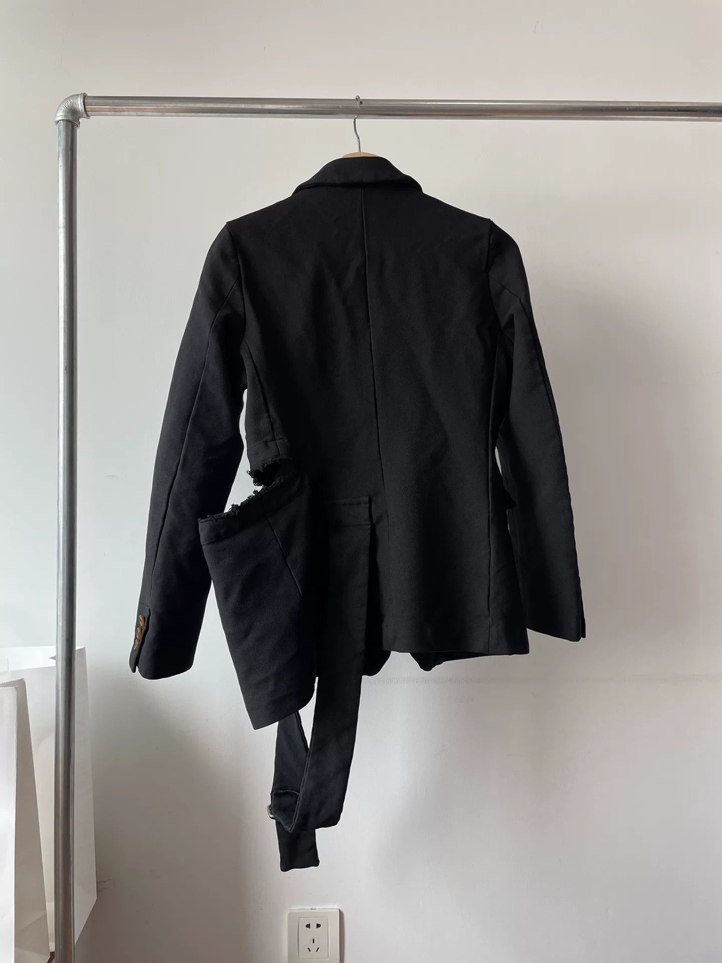 Comme des Garcons Comme des Garcons Suspender Blazer Size S / US 4 / IT 40 - 2 Thumbnail