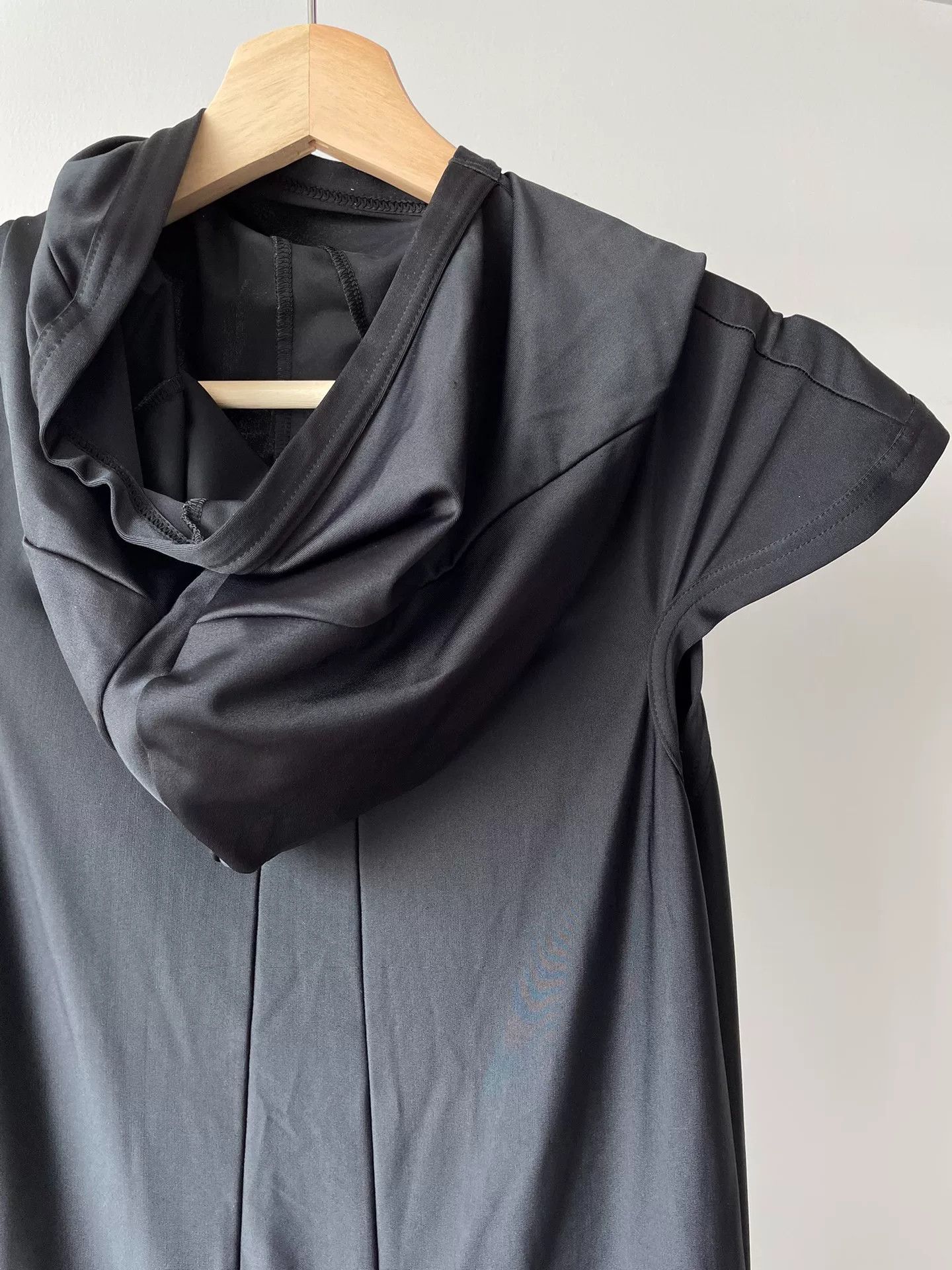 Comme des Garcons Comme des Garcons Hooded Dress Size XS / US 0-2 / IT 36-38 - 5 Thumbnail