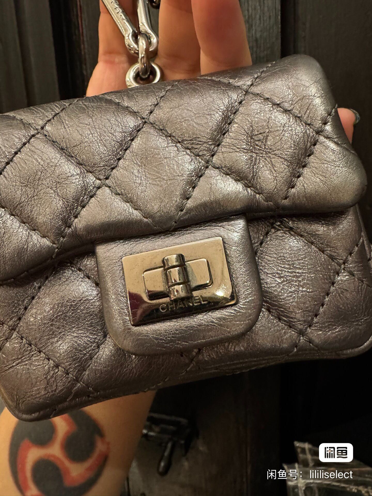 Chanel Chanel Vintage Silver Gray Hanging Sub-bag Size ONE SIZE - 2 Thumbnail
