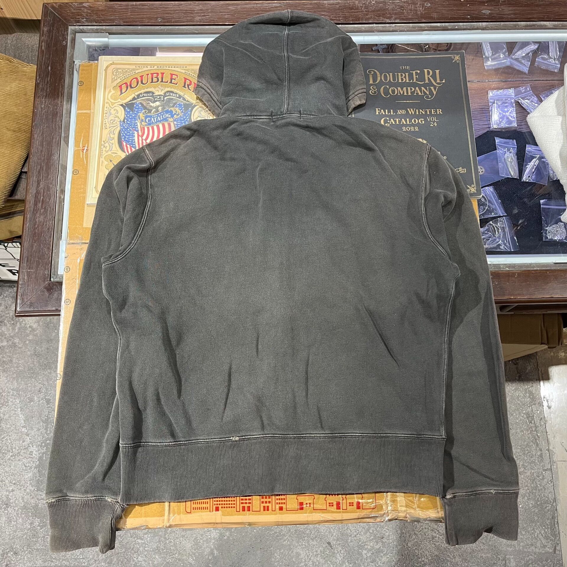 RRL Ralph Lauren RRL Heavy Washed Distressed Sweatshirt Size US M / EU 48-50 / 2 - 3 Thumbnail