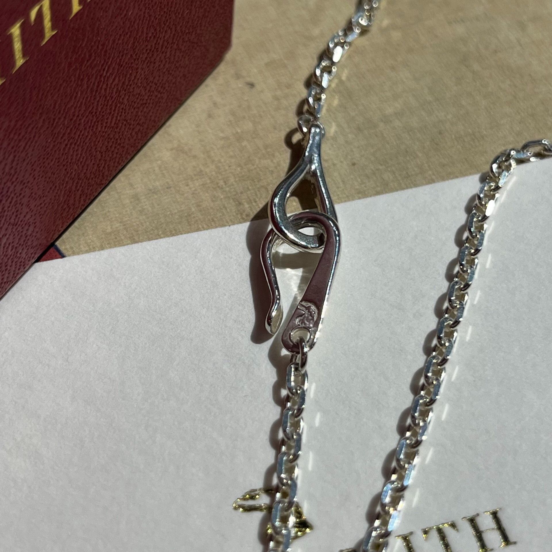 Larry Smith Larry Smith Three-Flower Gold Necklace Size ONE SIZE - 4 Thumbnail