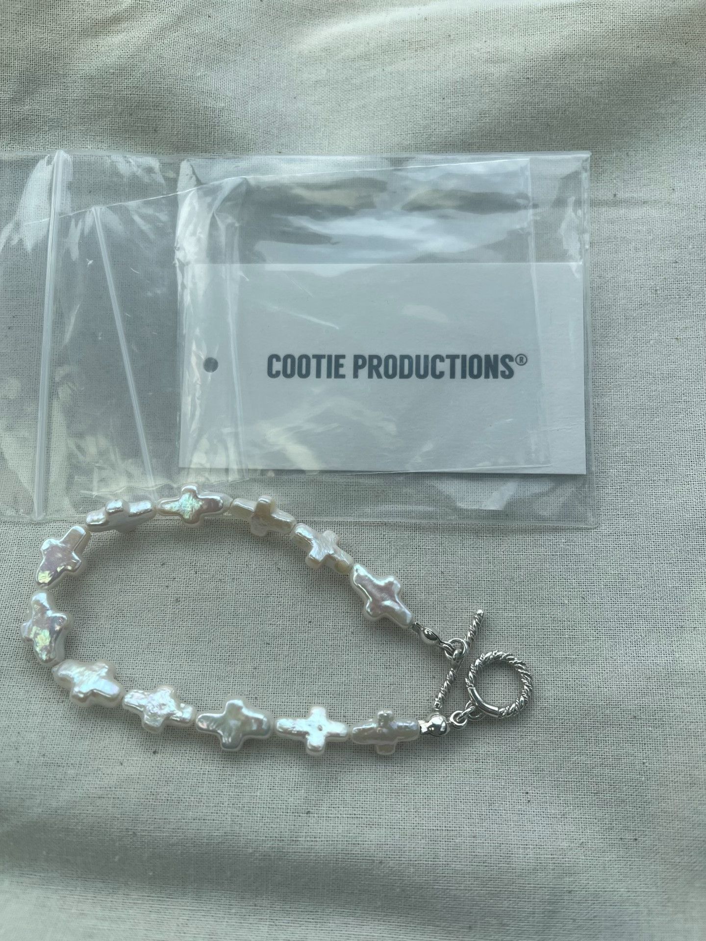 Disturbia Cootie Distortion Cross Pearl Bracelet Size ONE SIZE - 3 Thumbnail