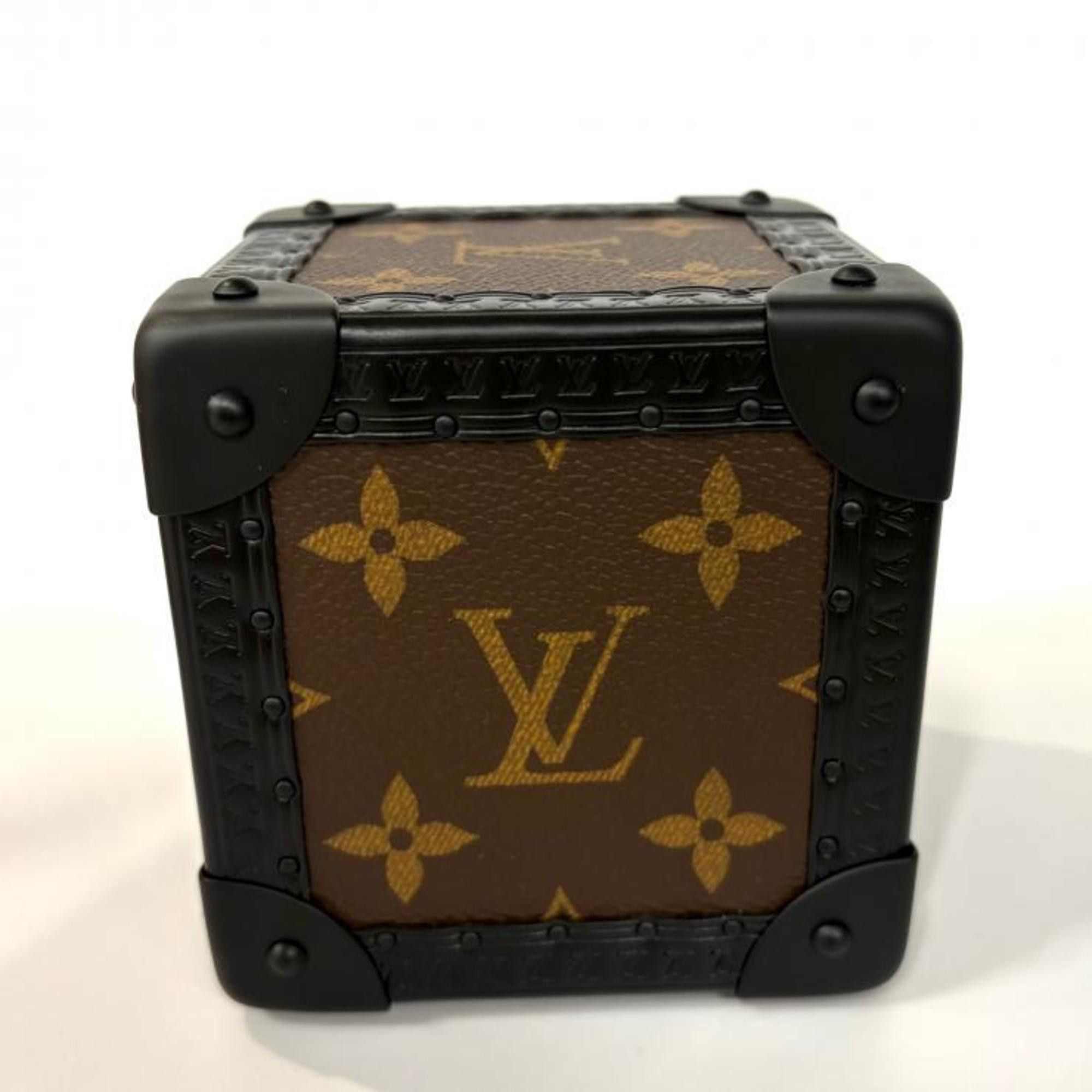 Louis Vuitton Louis Vuitton Trunk-Shaped Cube Monogram VIP Exclusive Novelty R99583 Figurine Size ONE SIZE - 3 Thumbnail
