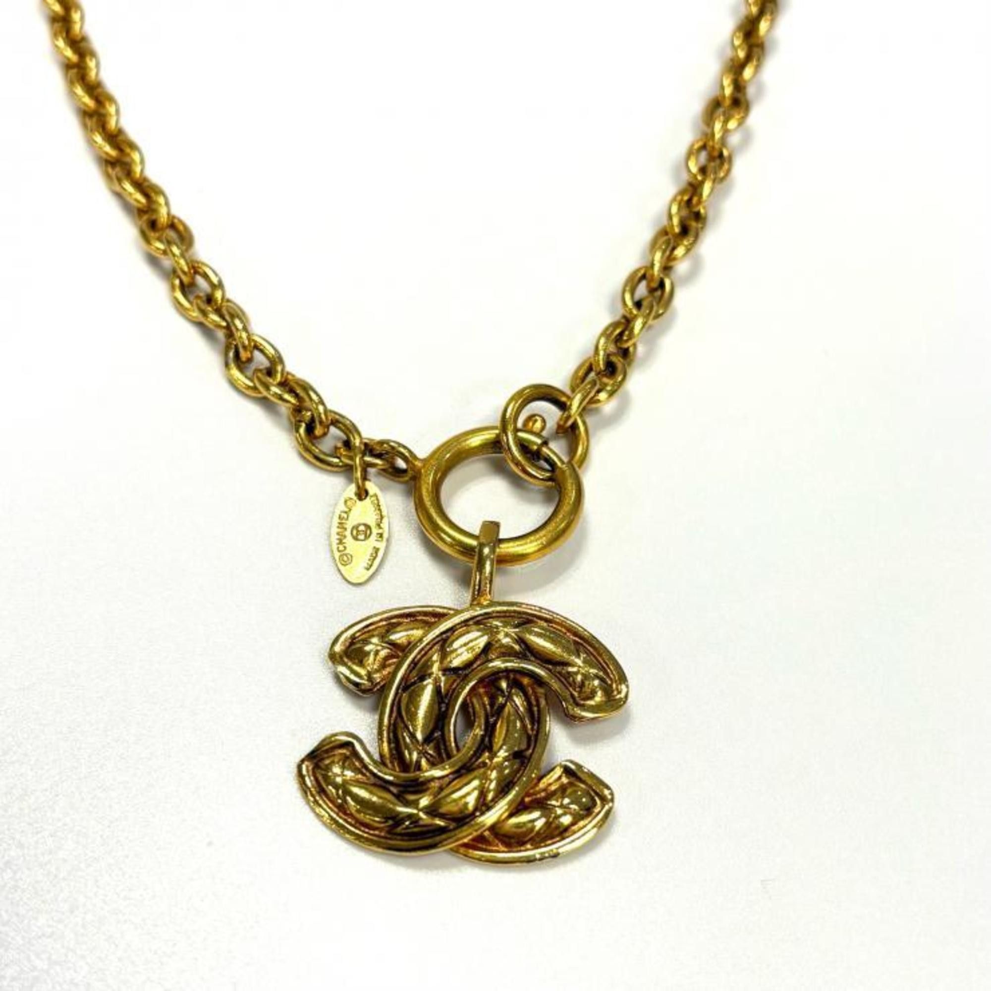 Chanel CHANEL Matelasse Vintage Coco Mark Necklace in GP Gold Size ONE SIZE - 4 Thumbnail