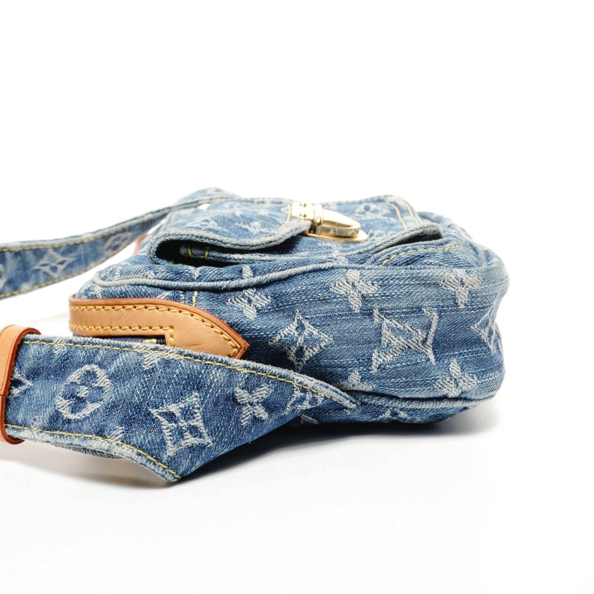 Louis Vuitton Louis Vuitton Denim Monogram Bum Bag, 2007, Blue Size ONE SIZE - 3 Thumbnail
