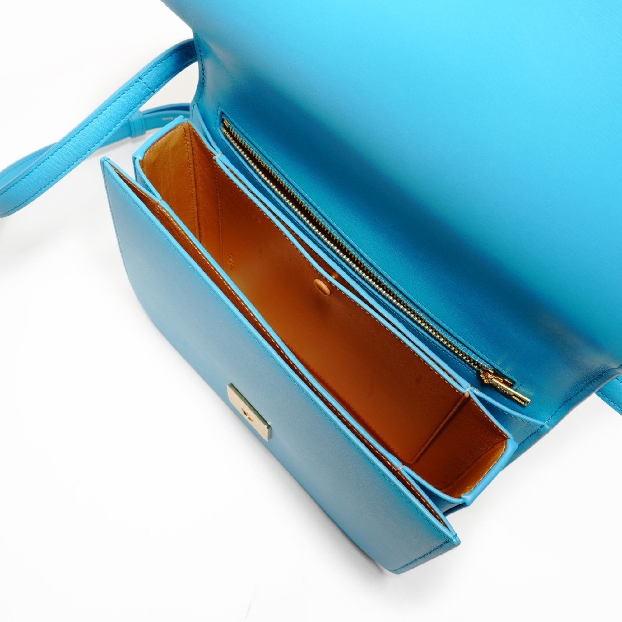 Loewe LOEWE Goya Medium Leather Turquoise Shoulder Bag in Blue Size ONE SIZE - 12 Thumbnail