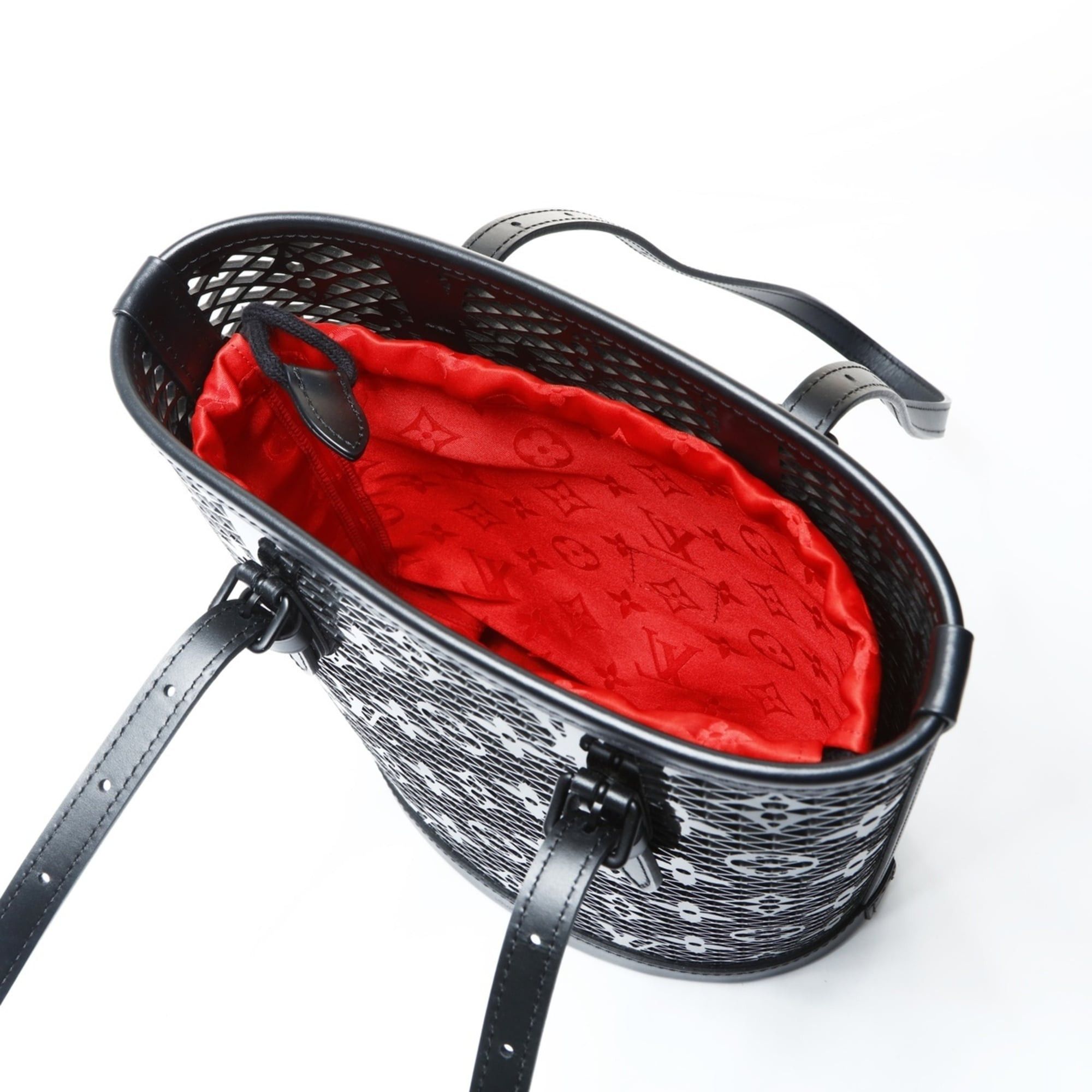 Louis Vuitton Louis Vuitton Lace Bucket PM Monogram Shoulder Bag in Black Size ONE SIZE - 11 Thumbnail
