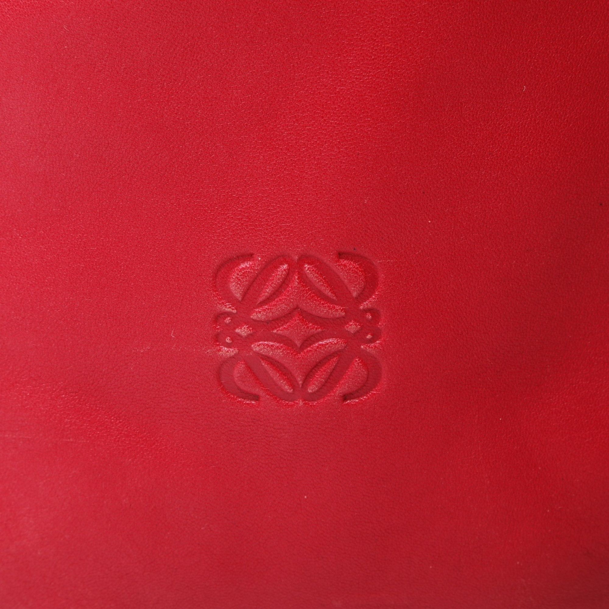 Loewe LOEWE Soft Leather Anagram Shoulder Bag in Red Size ONE SIZE - 7 Thumbnail
