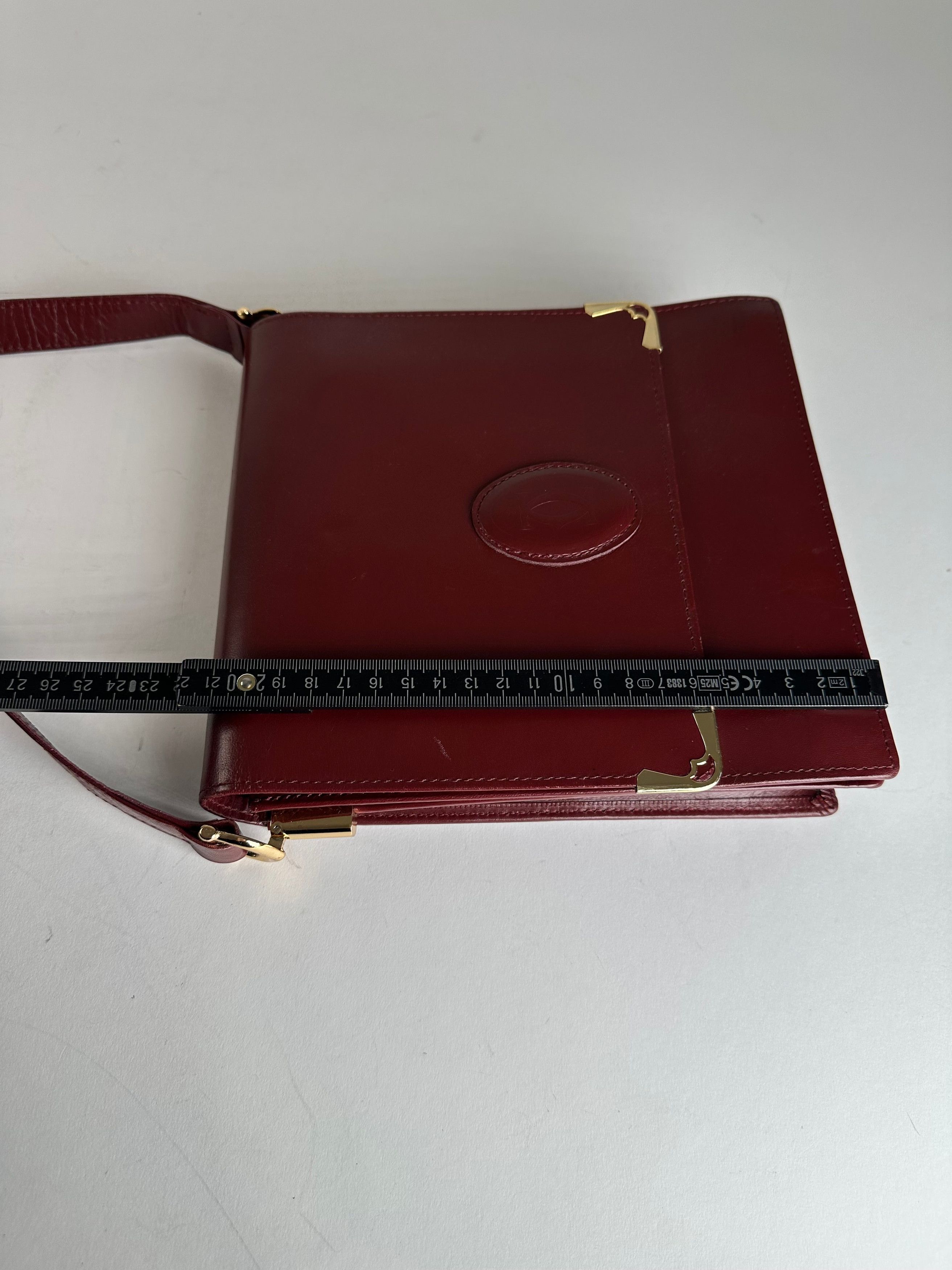 Cartier Vintage Leather Shoulder Bag Burgundy Size ONE SIZE - 15 Thumbnail