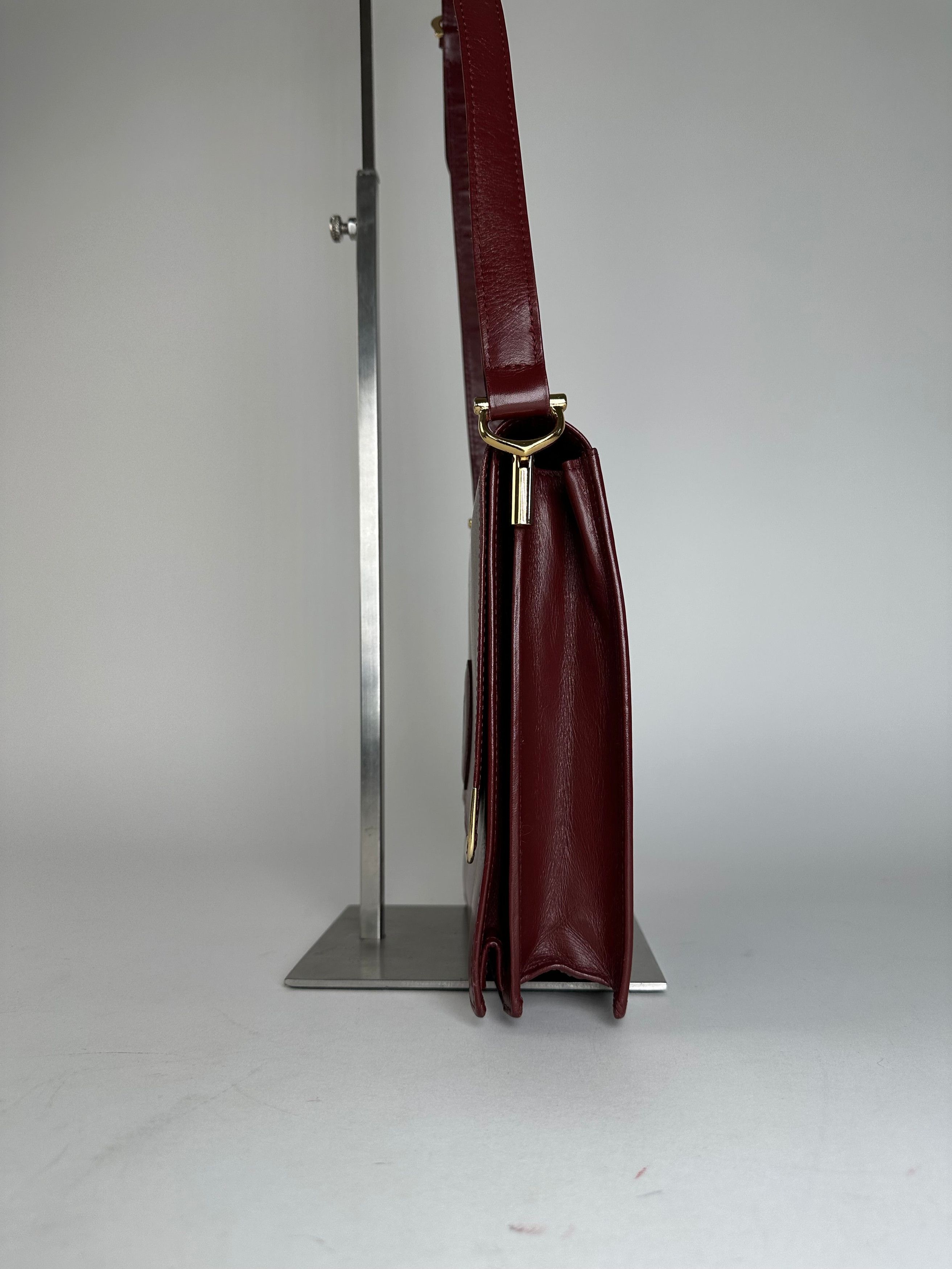 Cartier Vintage Leather Shoulder Bag Burgundy Size ONE SIZE - 3 Thumbnail