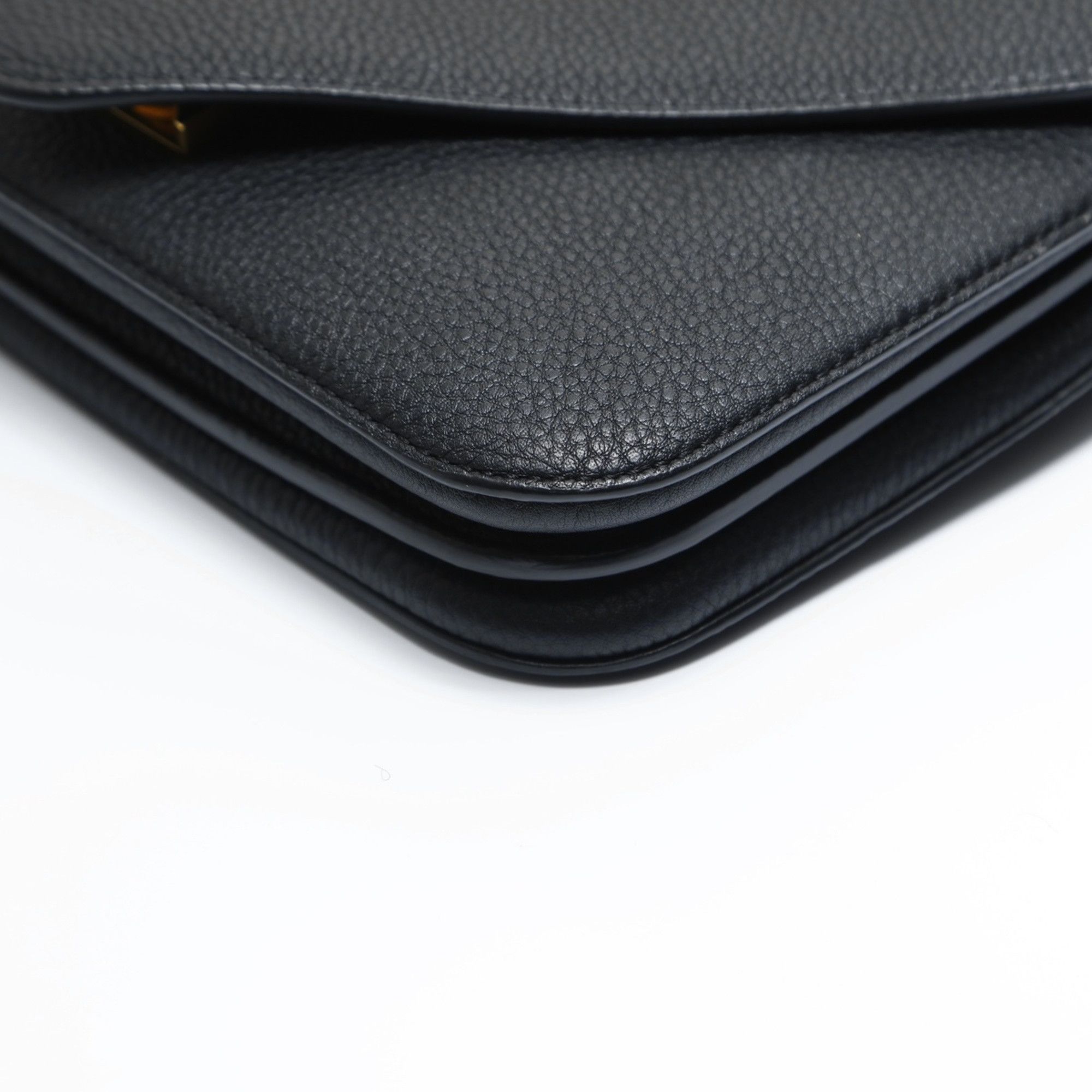Bottega Veneta Bottega Veneta Leather Mount Envelope Chain Shoulder Bag in Black Size ONE SIZE - 11 Thumbnail