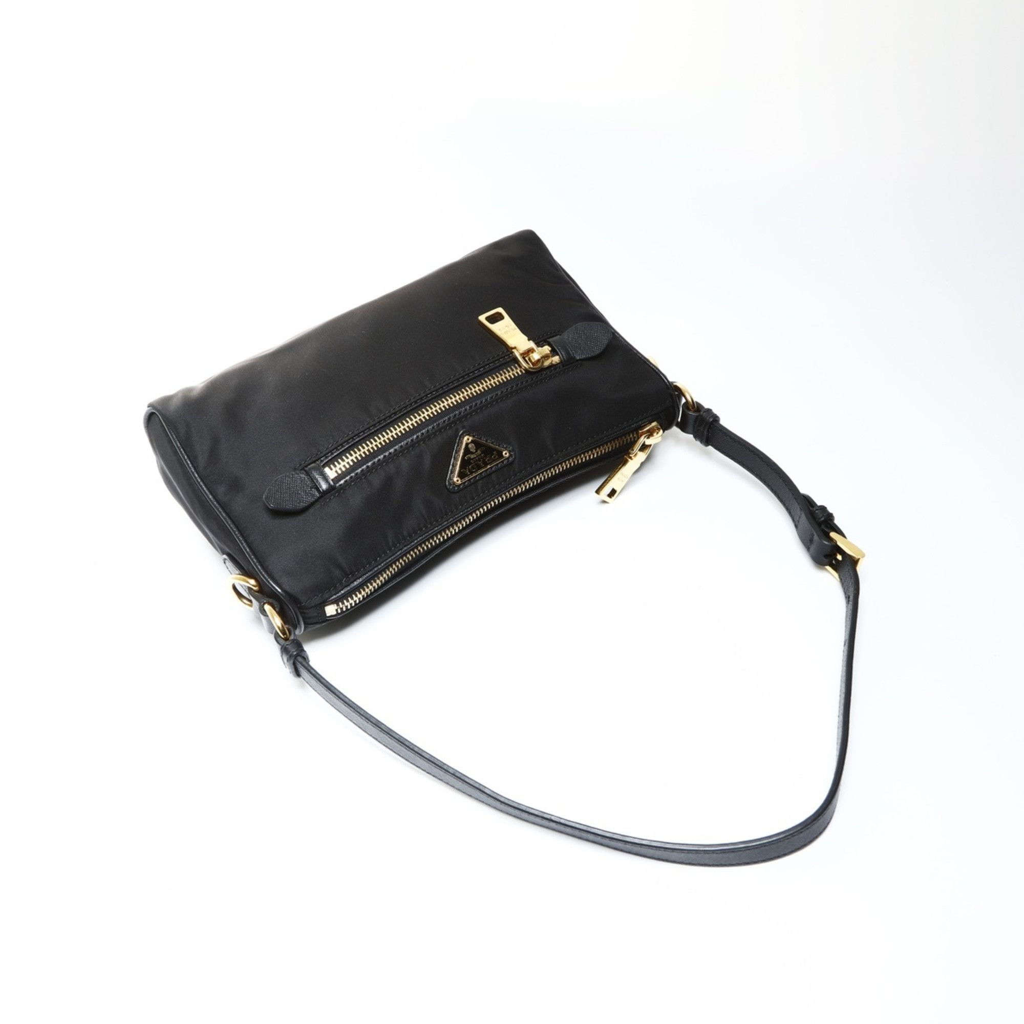 Prada Prada nylon one-shoulder shoulder bag in black Size ONE SIZE - 9 Thumbnail