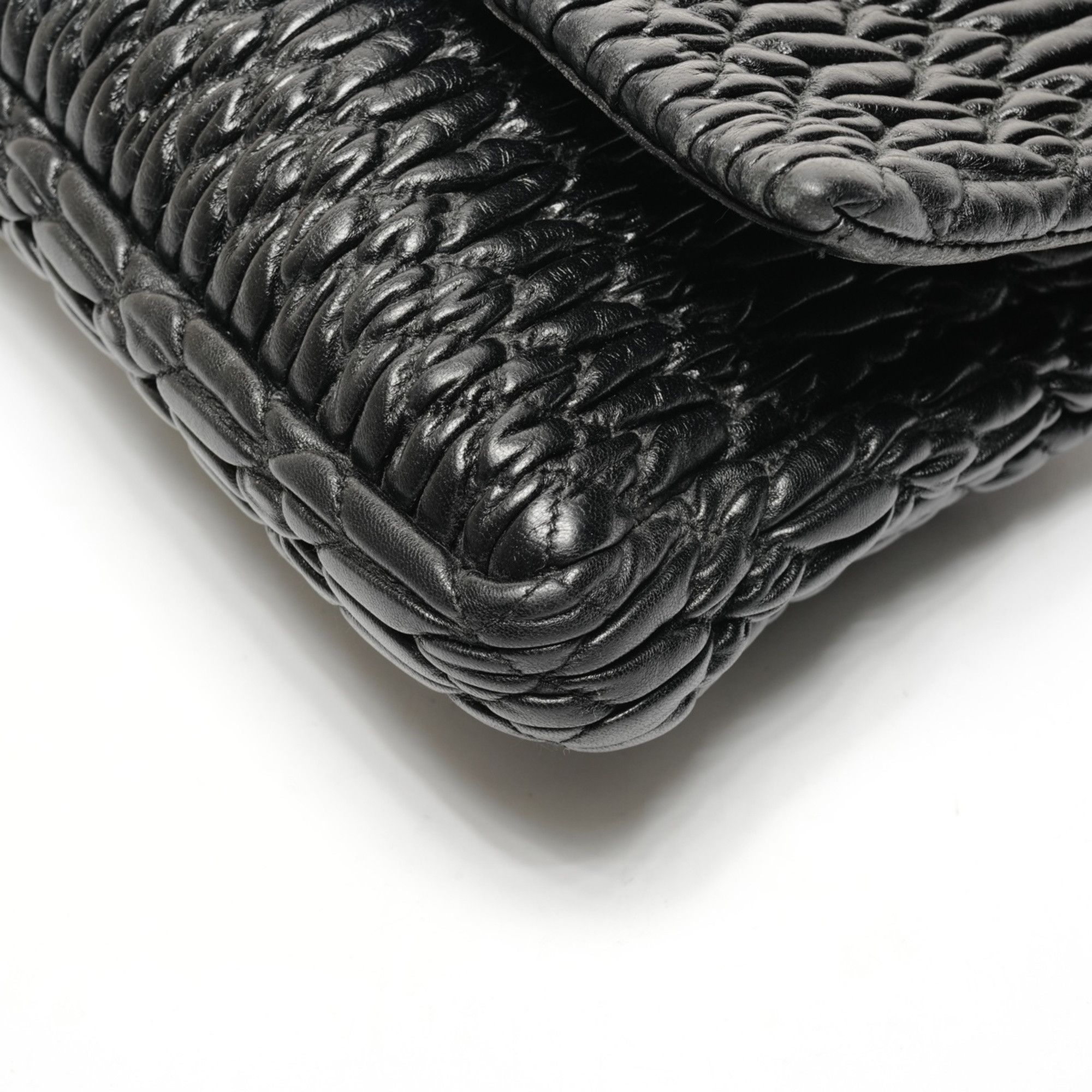 Miu Miu Miu Miu Miu Matelassé Nappa Crystal Shoulder Bag in Black Size ONE SIZE - 6 Thumbnail