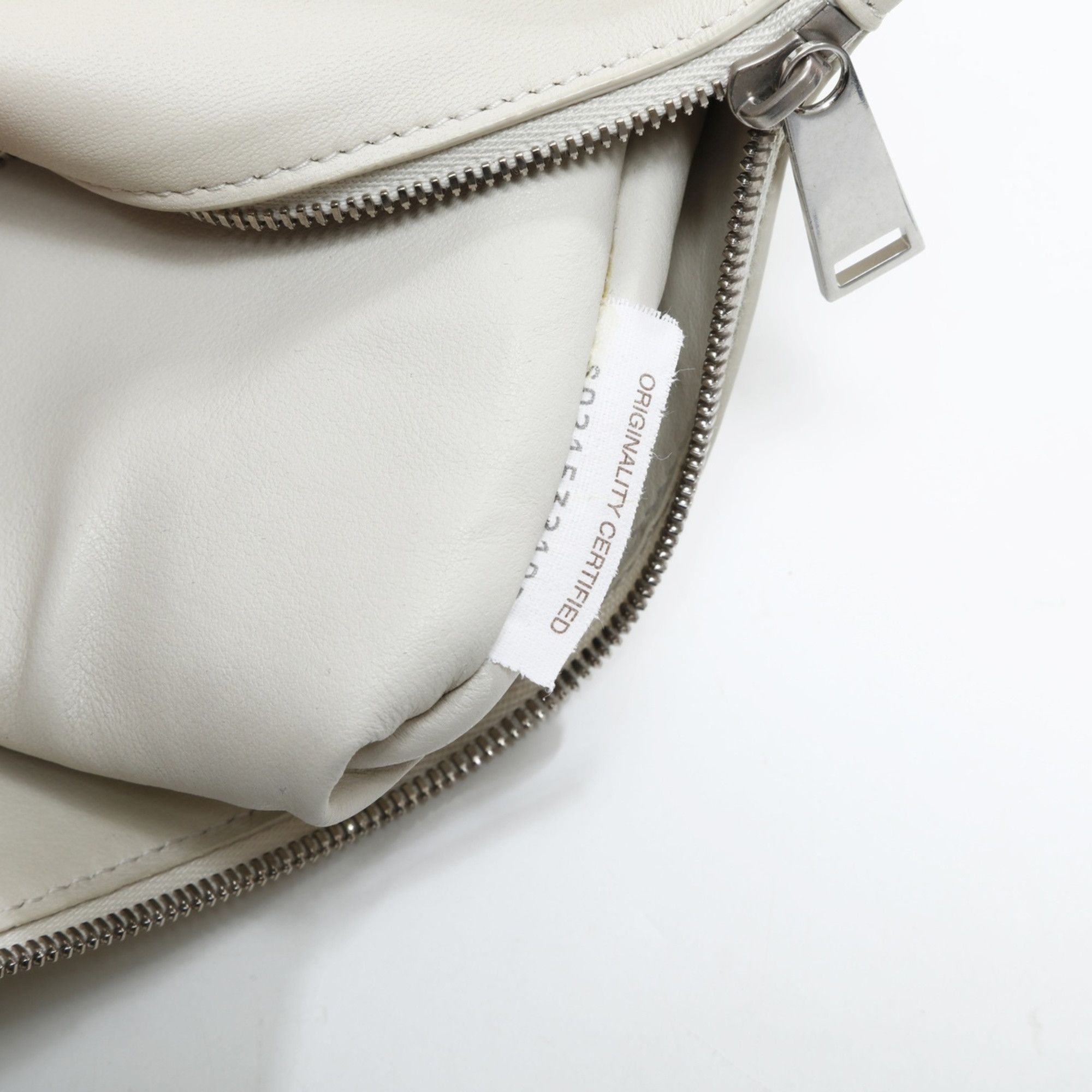 Bottega Veneta Bottega Veneta Leather Intrecciato Shoulder Bag in White Size ONE SIZE - 11 Thumbnail