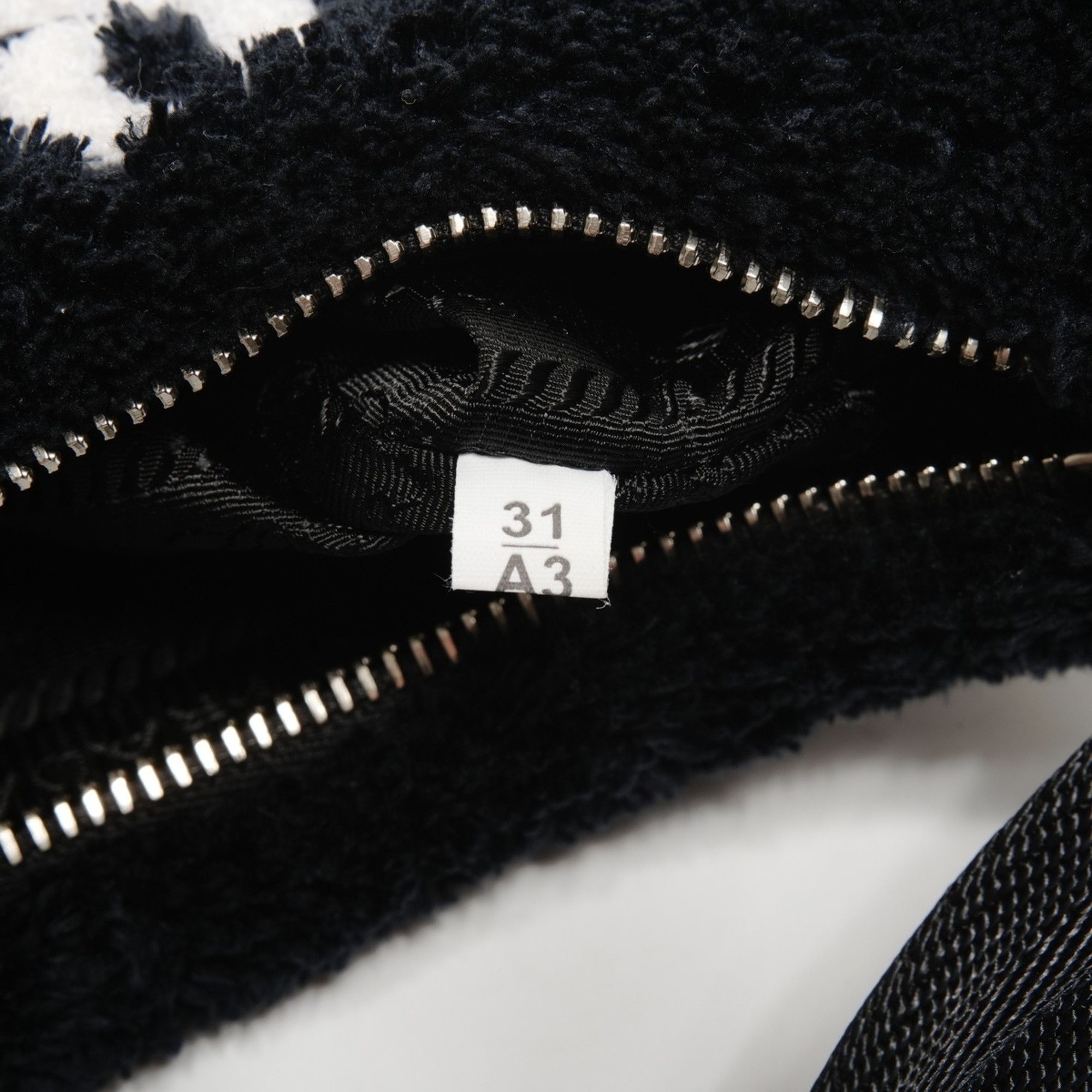Prada Prada Terry Mini 2000 Re-Edition Hobo Handbag in Black Size ONE SIZE - 10 Thumbnail