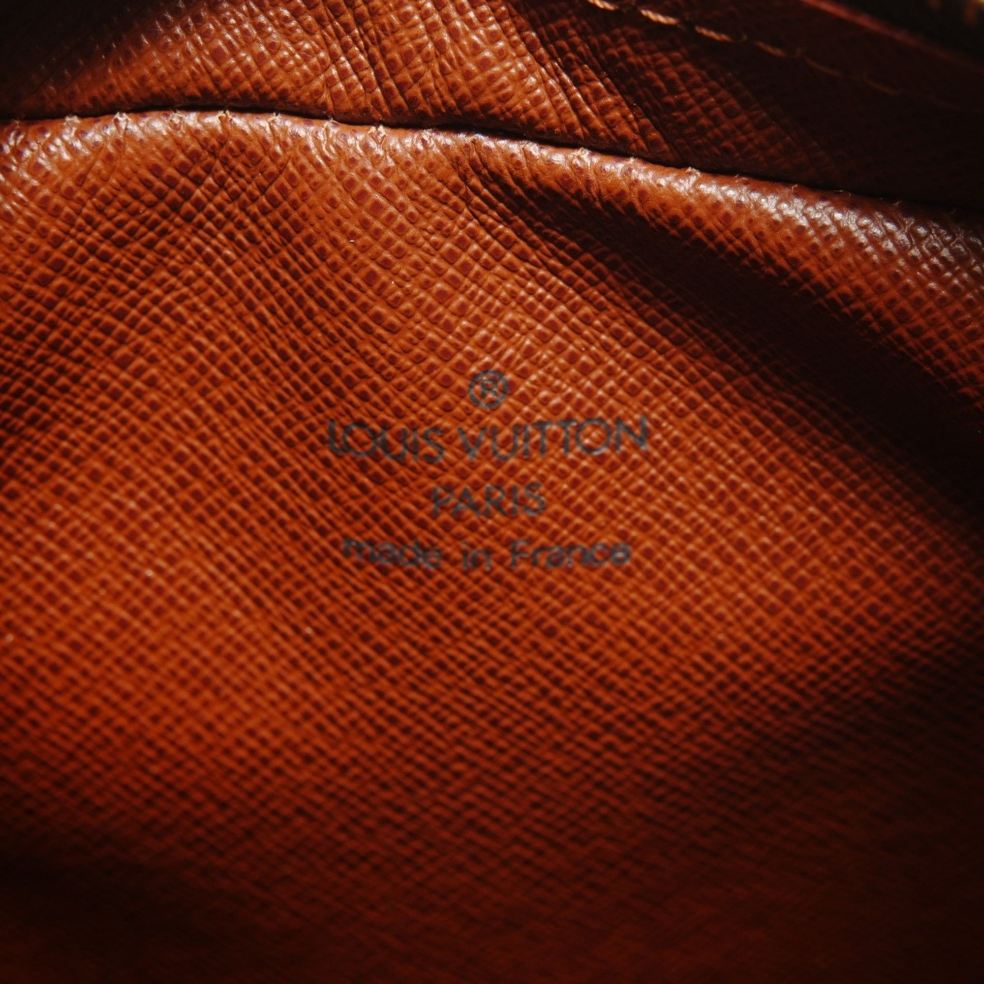 Louis Vuitton Louis Vuitton 2005 Amazon Monogram Shoulder Bag Brown Size ONE SIZE - 9 Thumbnail