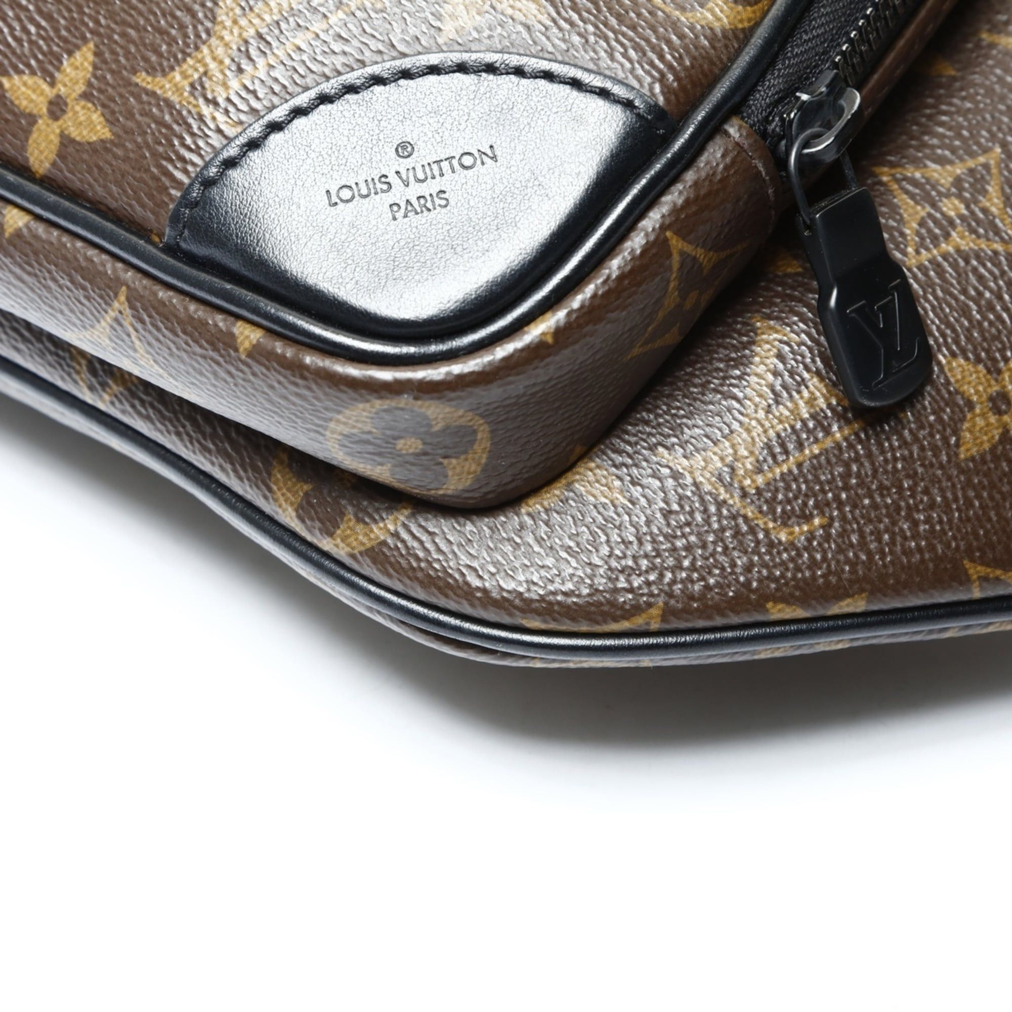 Louis Vuitton Louis Vuitton 2020 Monogram Macassar Christopher Bumbag Shoulder Bag in Brown Size ONE SIZE - 6 Thumbnail