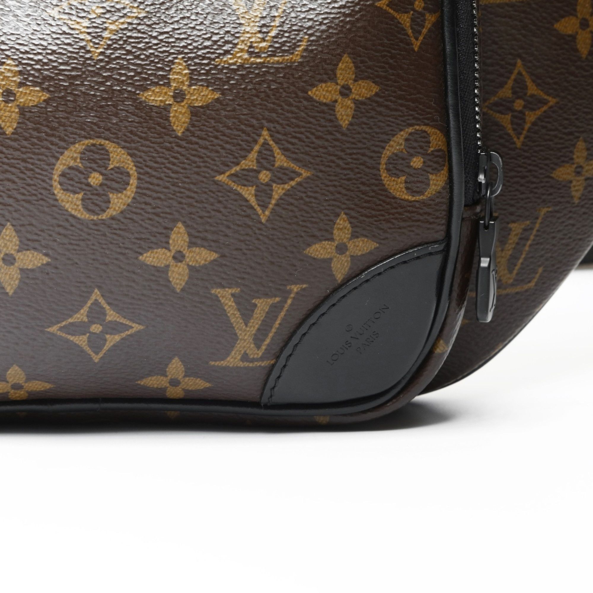 Louis Vuitton Louis Vuitton 2020 Monogram Macassar Christopher Bumbag Shoulder Bag in Brown Size ONE SIZE - 8 Thumbnail