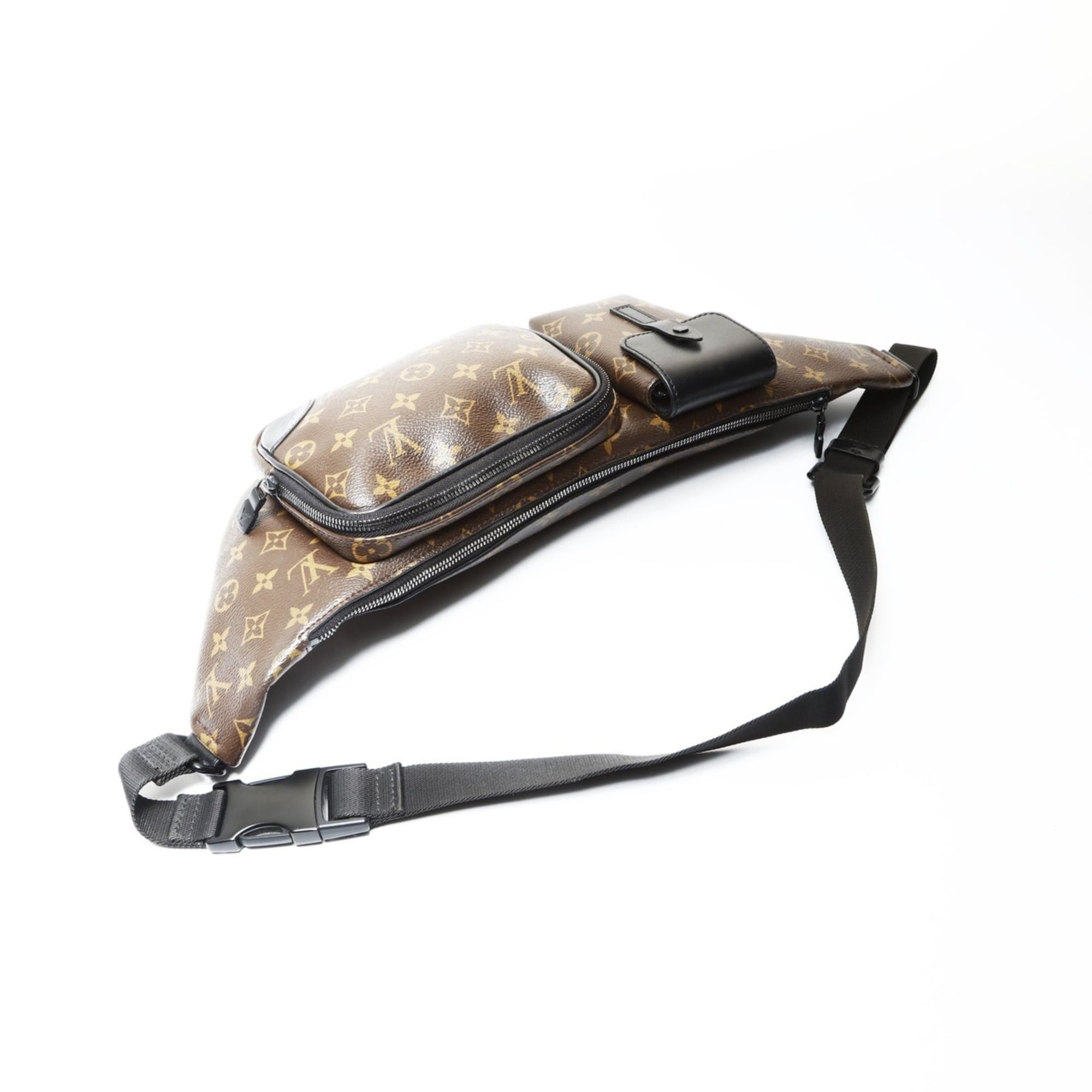 Louis Vuitton Louis Vuitton 2020 Monogram Macassar Christopher Bumbag Shoulder Bag in Brown Size ONE SIZE - 9 Thumbnail