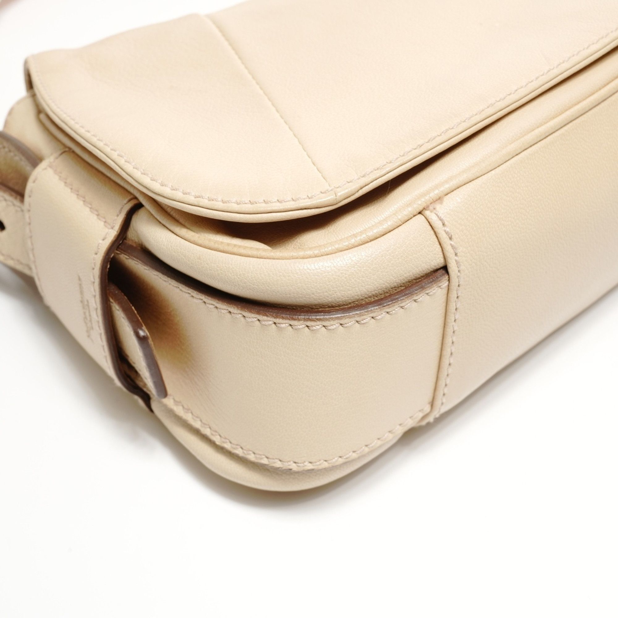 Yves Saint Laurent Yves Saint Laurent Mombasa Leather One-Shoulder Bag in Beige Size ONE SIZE - 5 Thumbnail