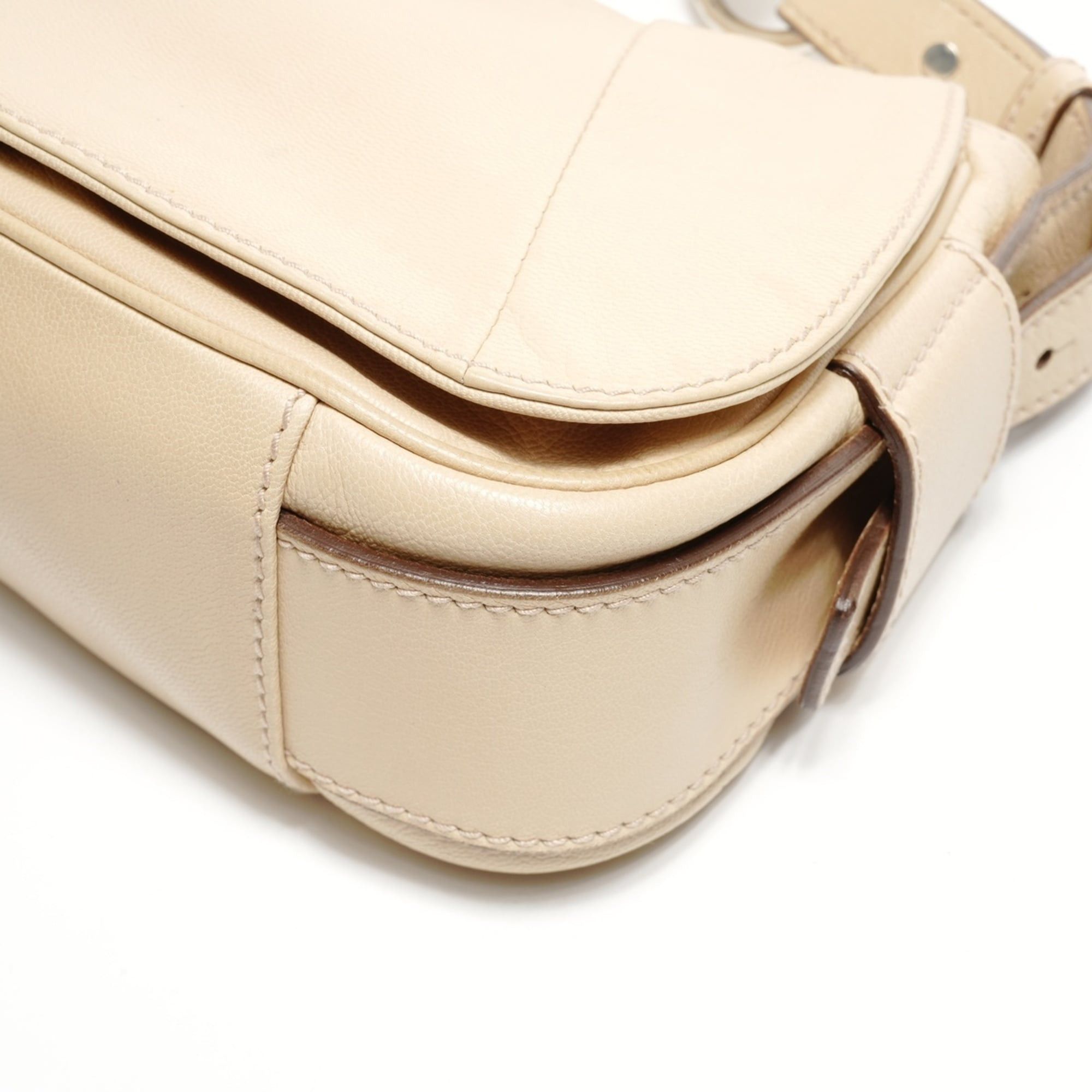 Yves Saint Laurent Yves Saint Laurent Mombasa Leather One-Shoulder Bag in Beige Size ONE SIZE - 6 Thumbnail
