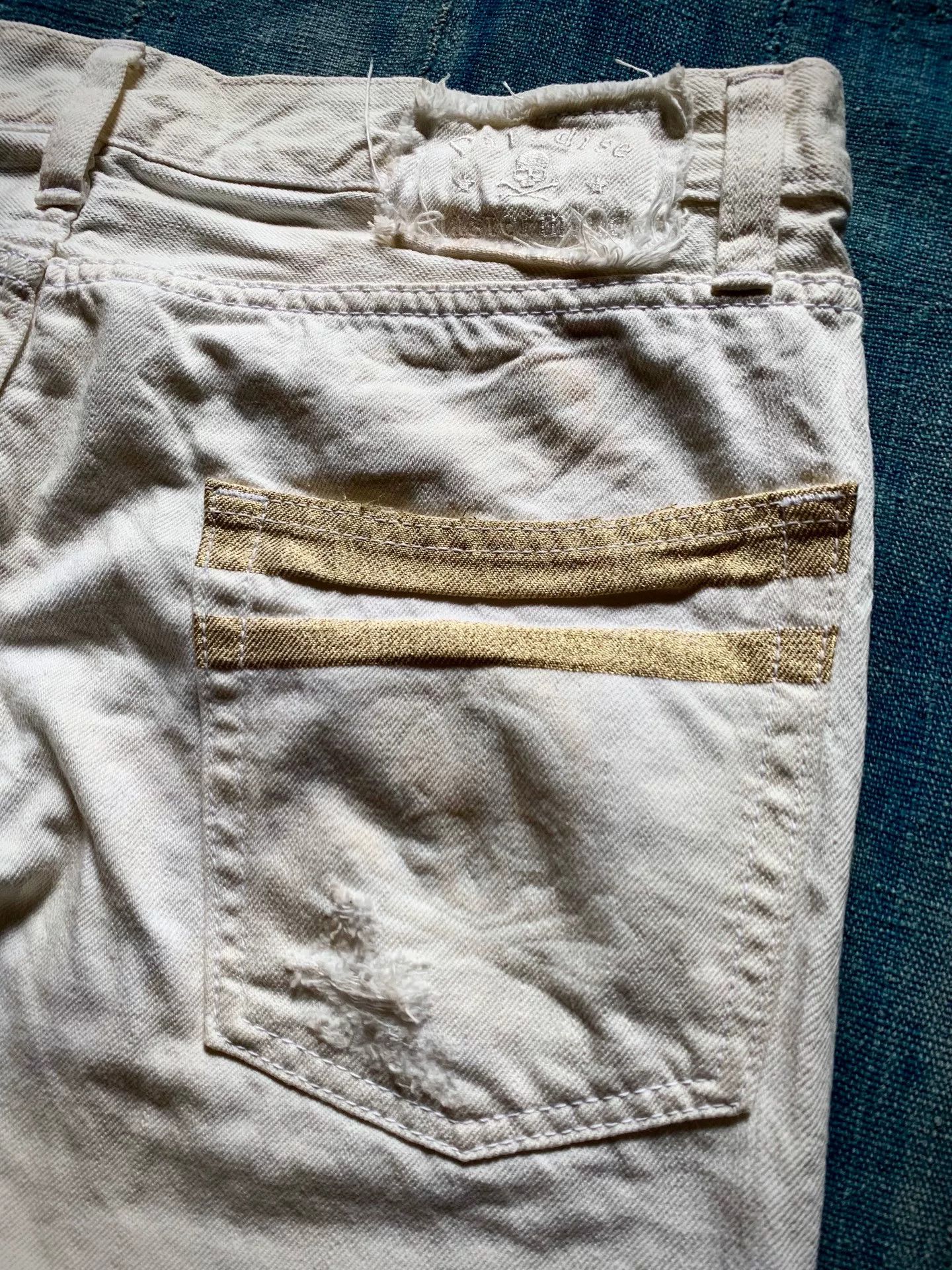 Mastermind Japan MMJ 2006 Off White Damaged Denim Limited 88 Size US 30 / EU 46 - 7 Thumbnail