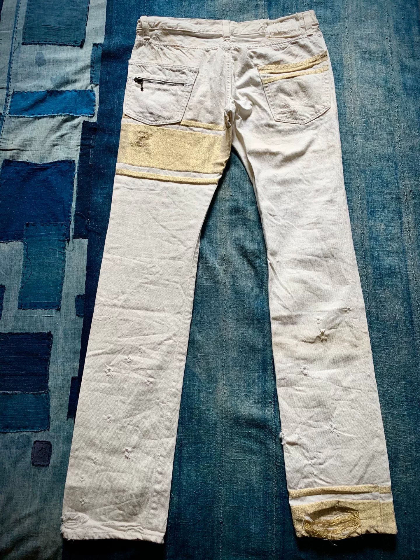 Mastermind Japan MMJ 2006 Off White Damaged Denim Limited 88 Size US 30 / EU 46 - 2 Thumbnail