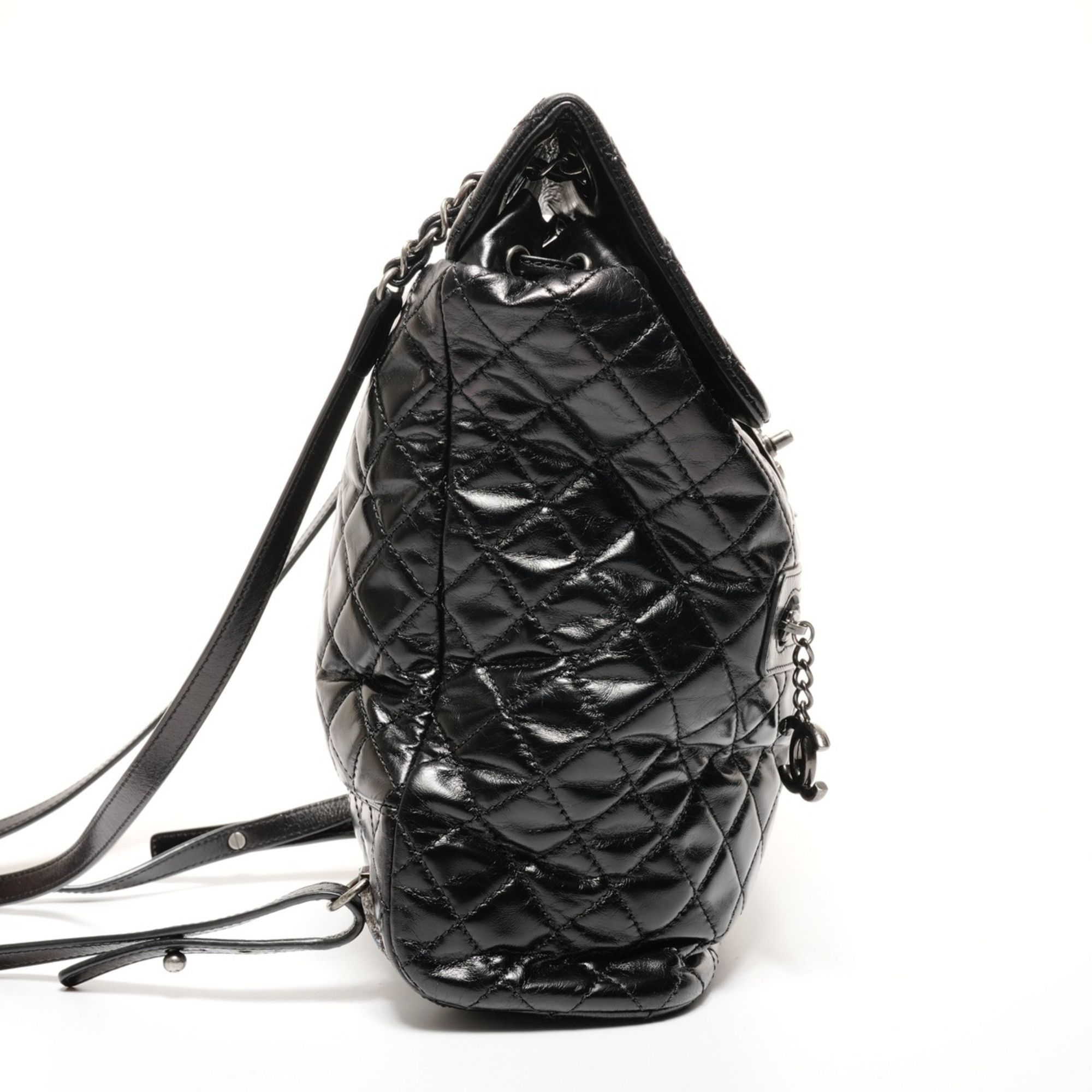 Chanel CHANEL 23 Series 2016-2017 Matelasse Leather Backpack/Daypack in Black Size ONE SIZE - 3 Thumbnail