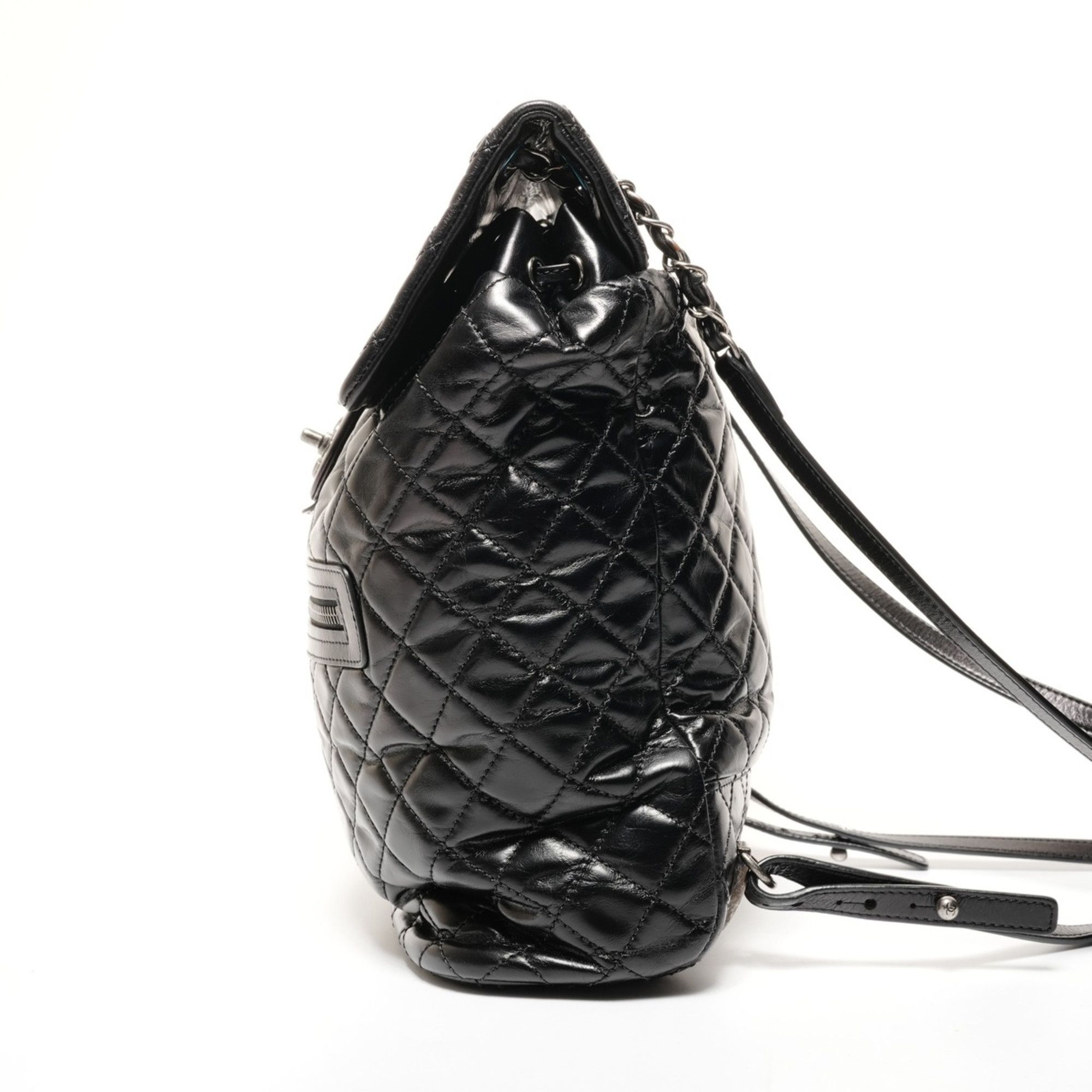 Chanel CHANEL 23 Series 2016-2017 Matelasse Leather Backpack/Daypack in Black Size ONE SIZE - 4 Thumbnail
