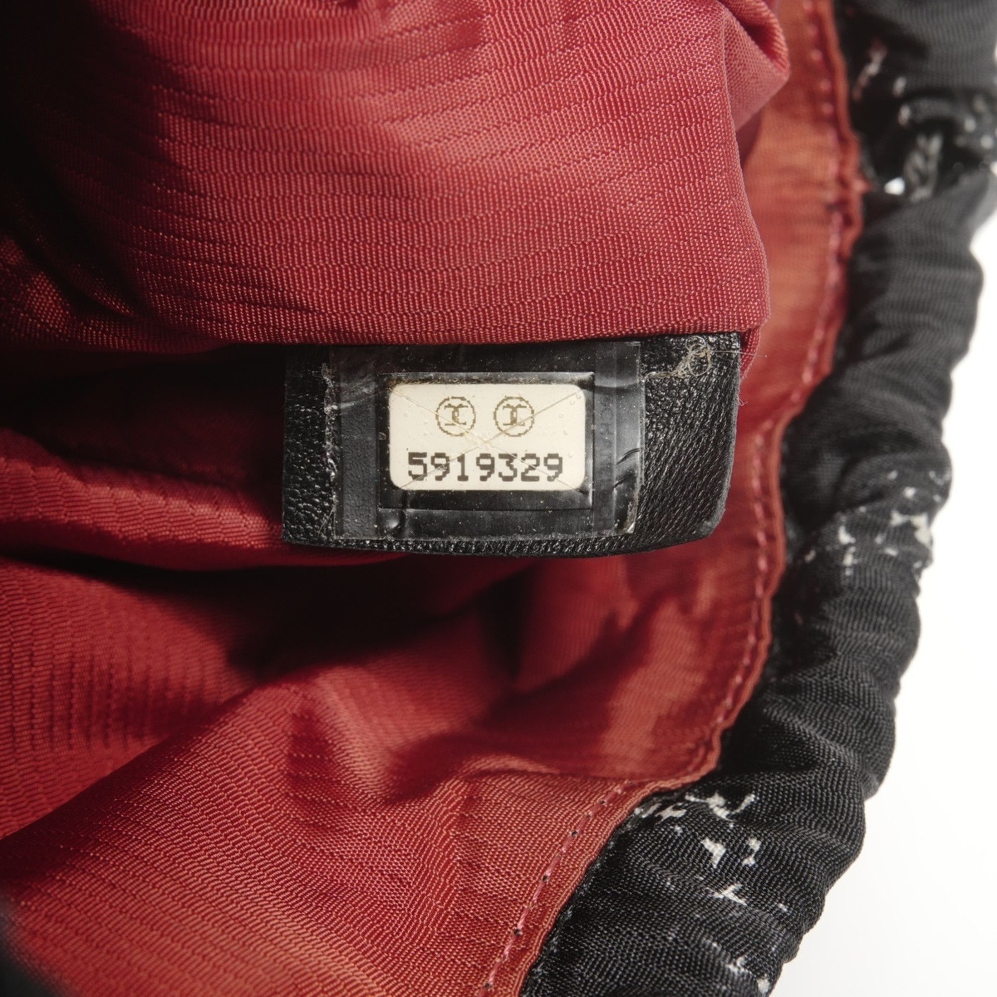 Chanel CHANEL No. 5 1997-1999 Nylon Travel Line Handbag in Black Size ONE SIZE - 17 Thumbnail