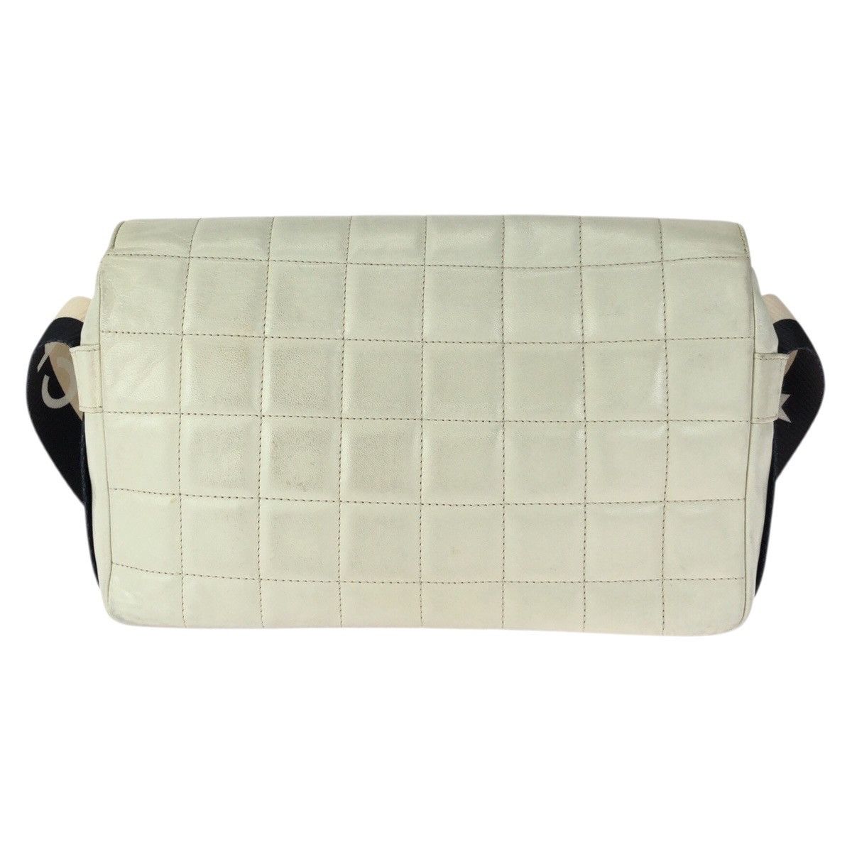 Chanel Chanel Chanel Lambskin Shoulder Bag Leather Shoulder Bag DUTY FREE for USA Size ONE SIZE - 2 Thumbnail