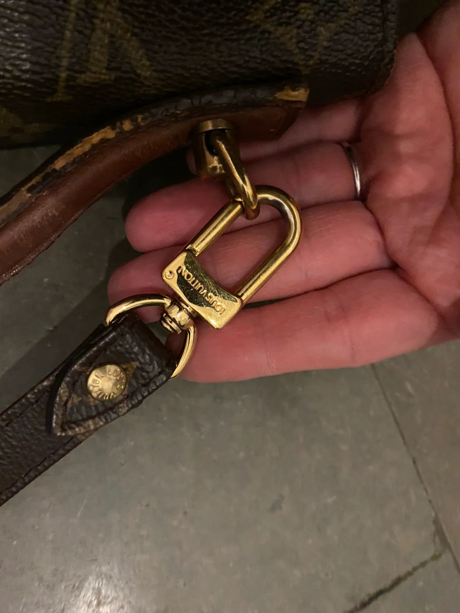 Louis Vuitton Louis Vuitton Crossbody Bag Size ONE SIZE - 3 Thumbnail
