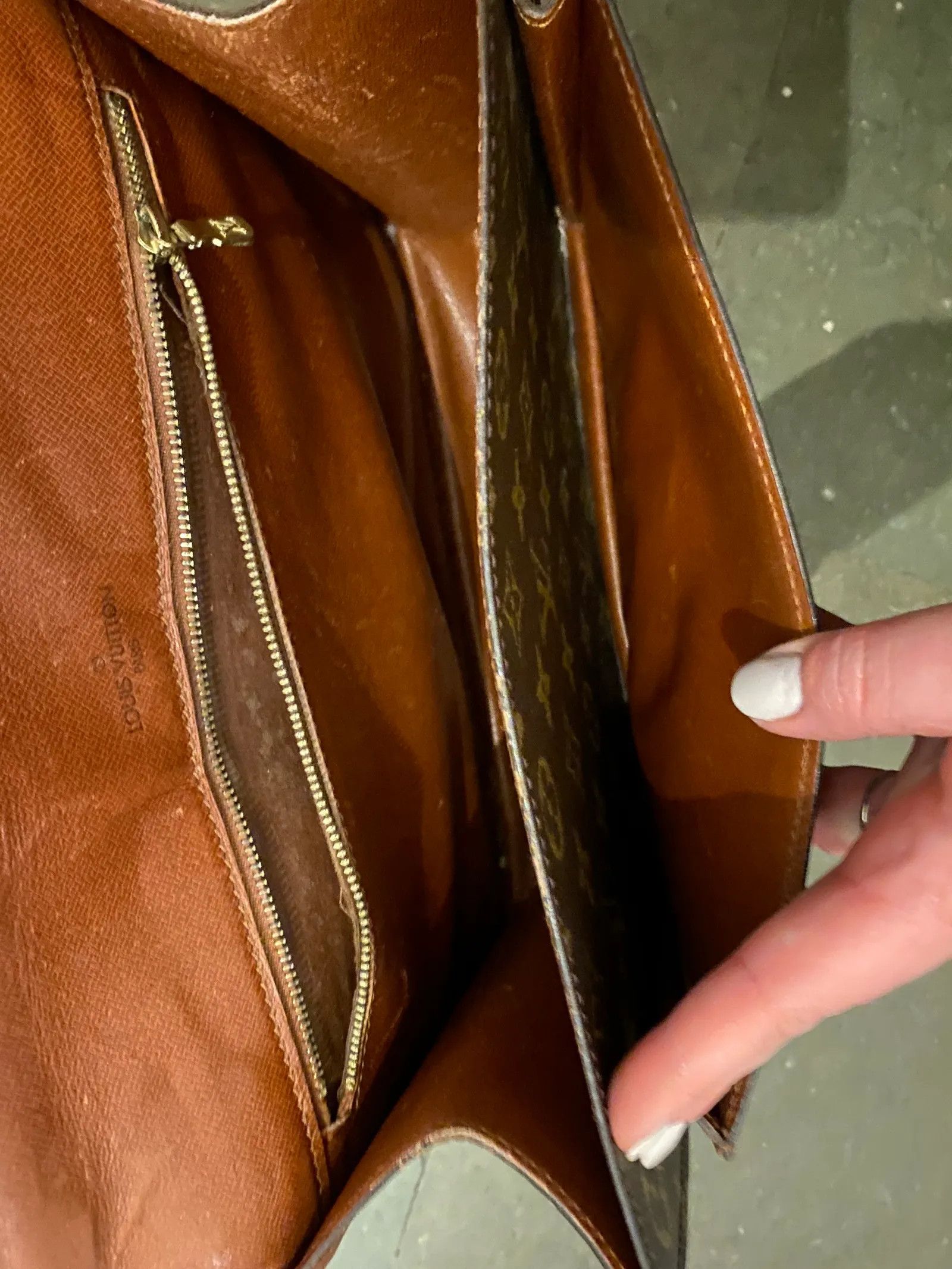Louis Vuitton Louis Vuitton Crossbody Bag Size ONE SIZE - 4 Thumbnail
